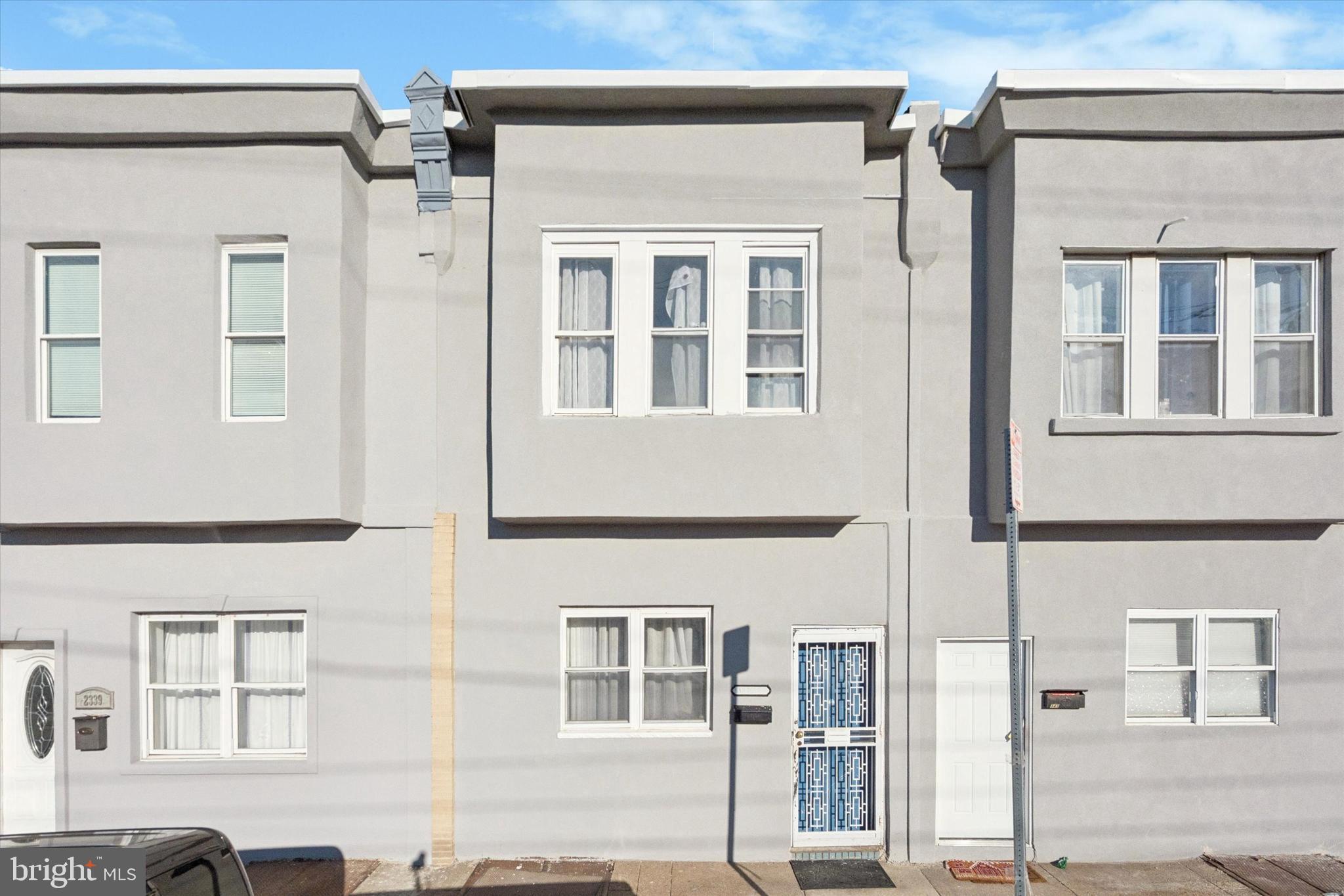 PORT RICHMOND - Residential