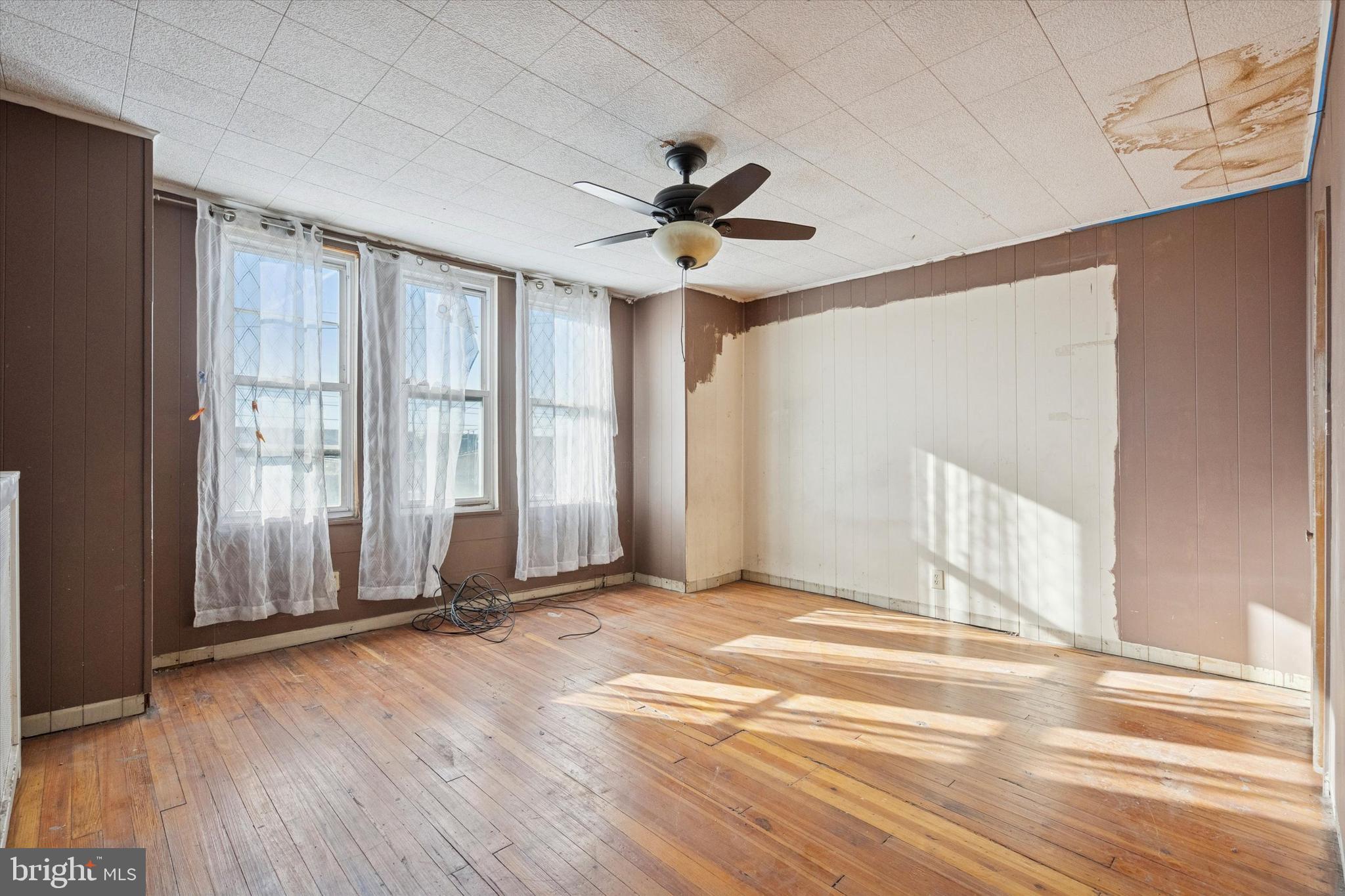 PORT RICHMOND - Residential