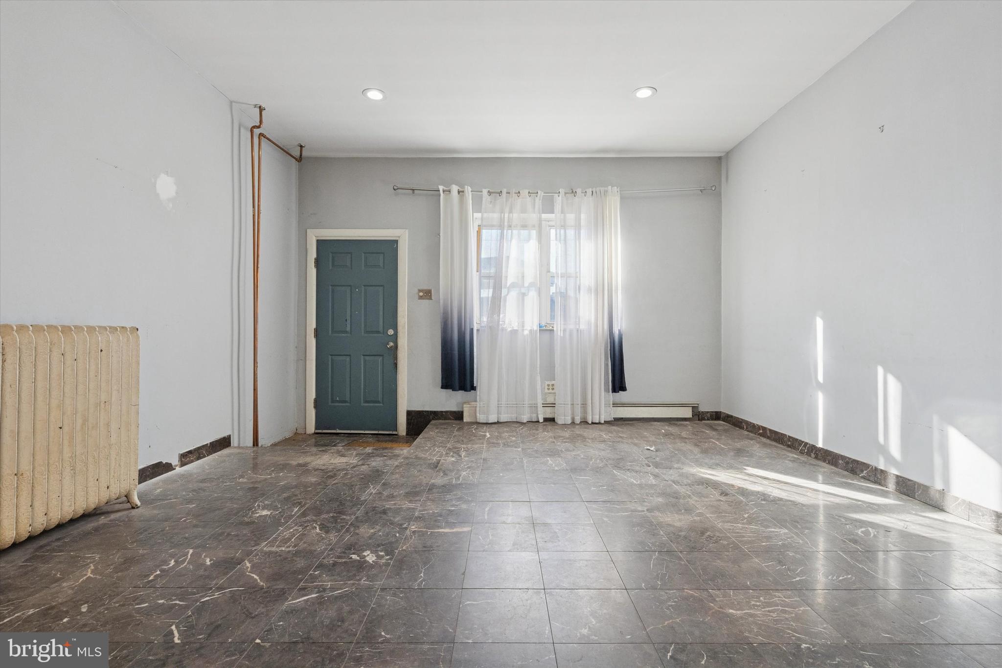 PORT RICHMOND - Residential