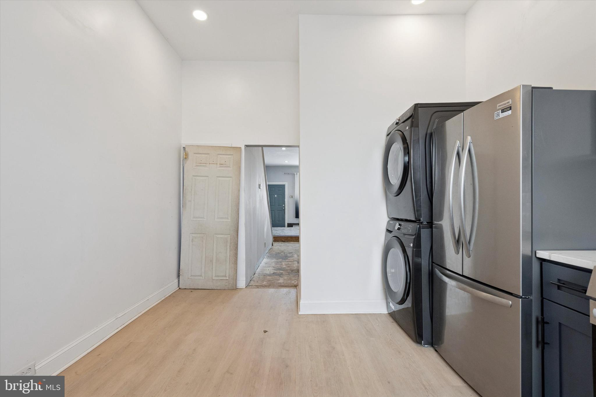 PORT RICHMOND - Residential