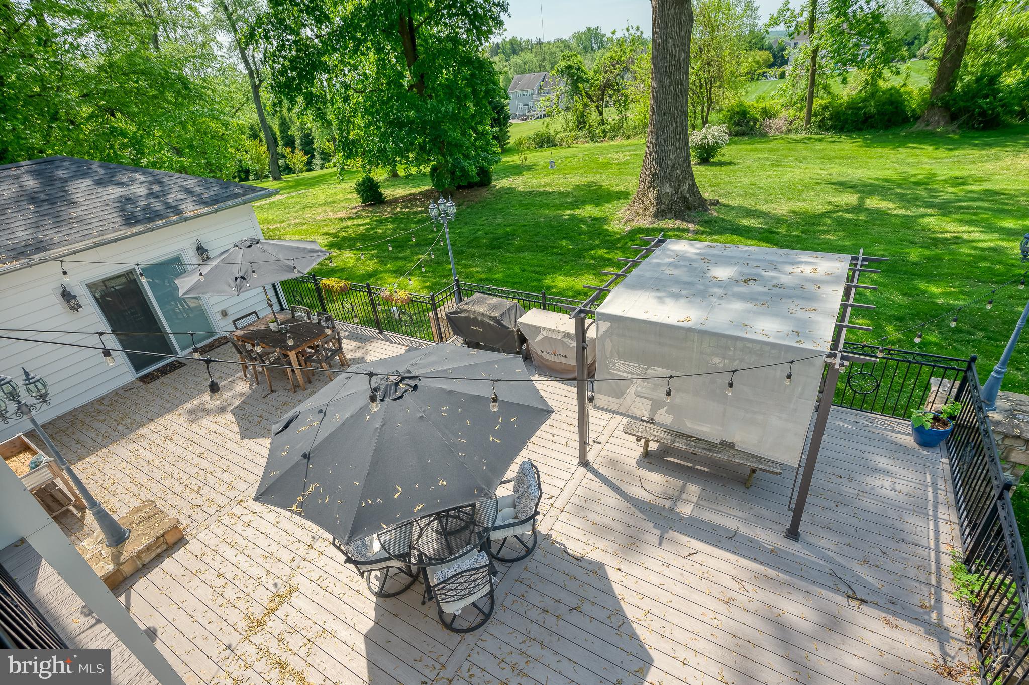 ROCHELLE MEADOWS - Residential