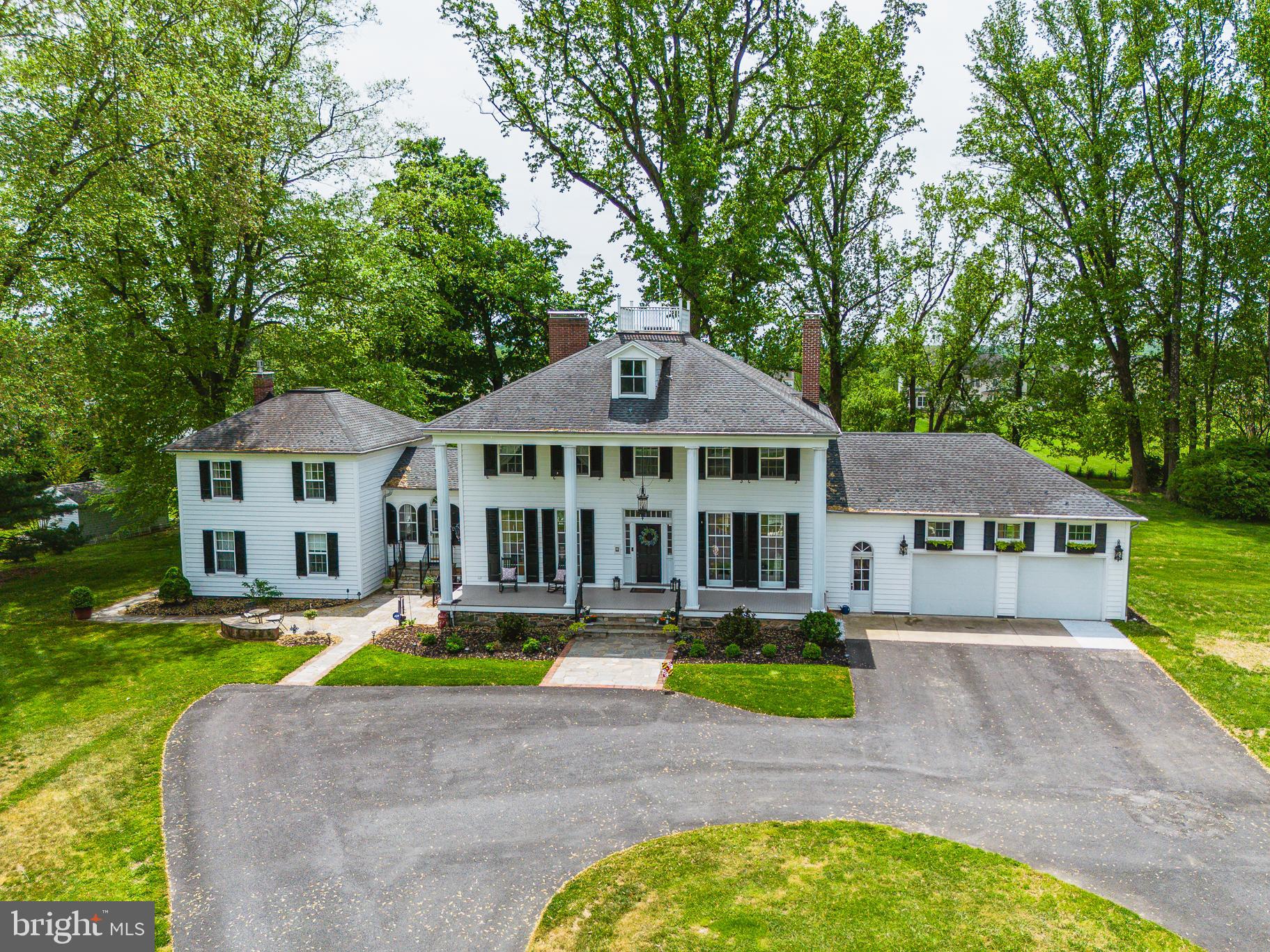 ROCHELLE MEADOWS - Residential