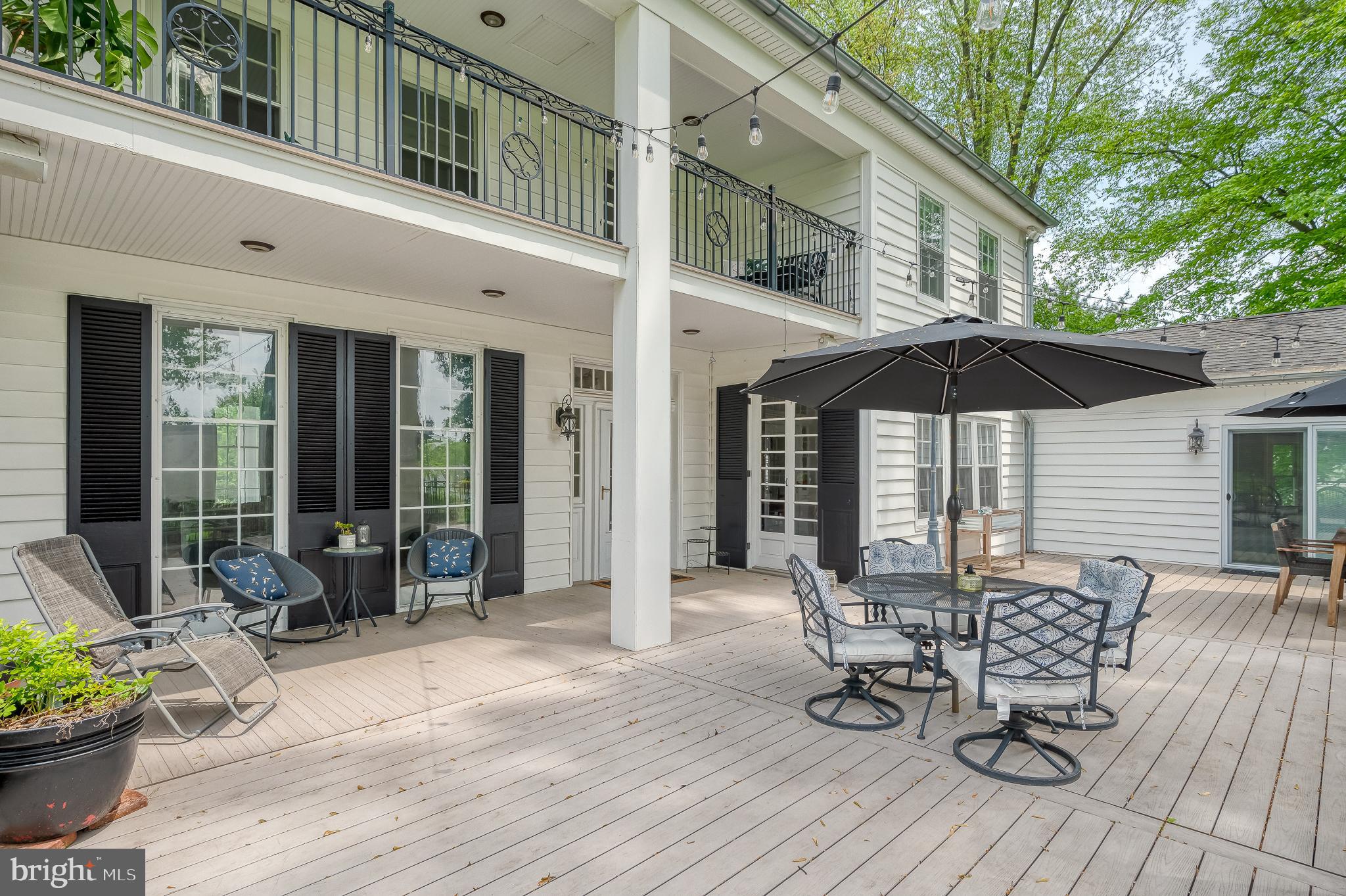 ROCHELLE MEADOWS - Residential