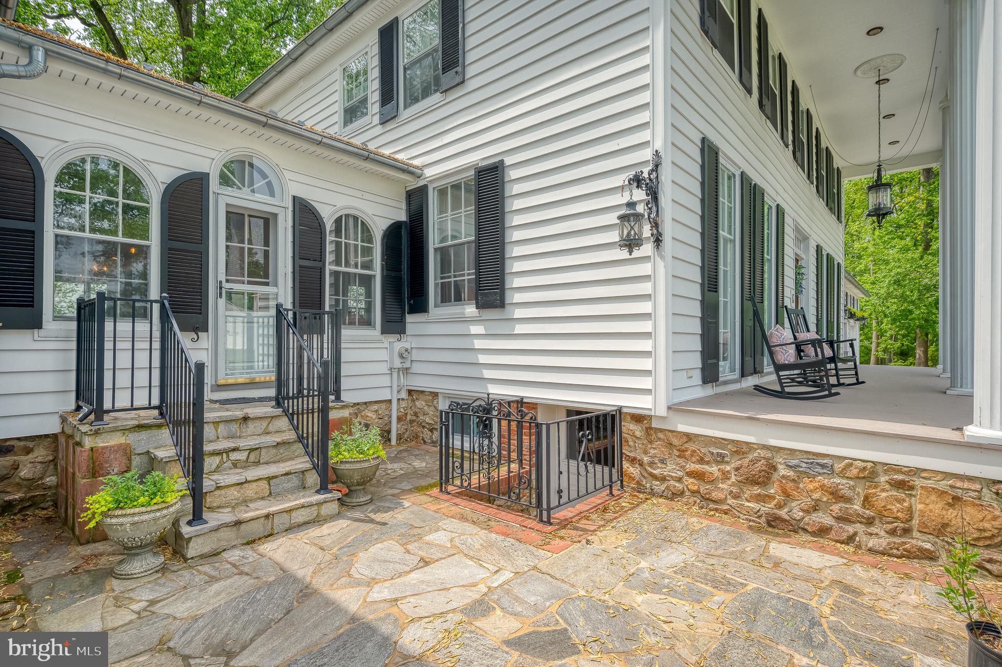 ROCHELLE MEADOWS - Residential