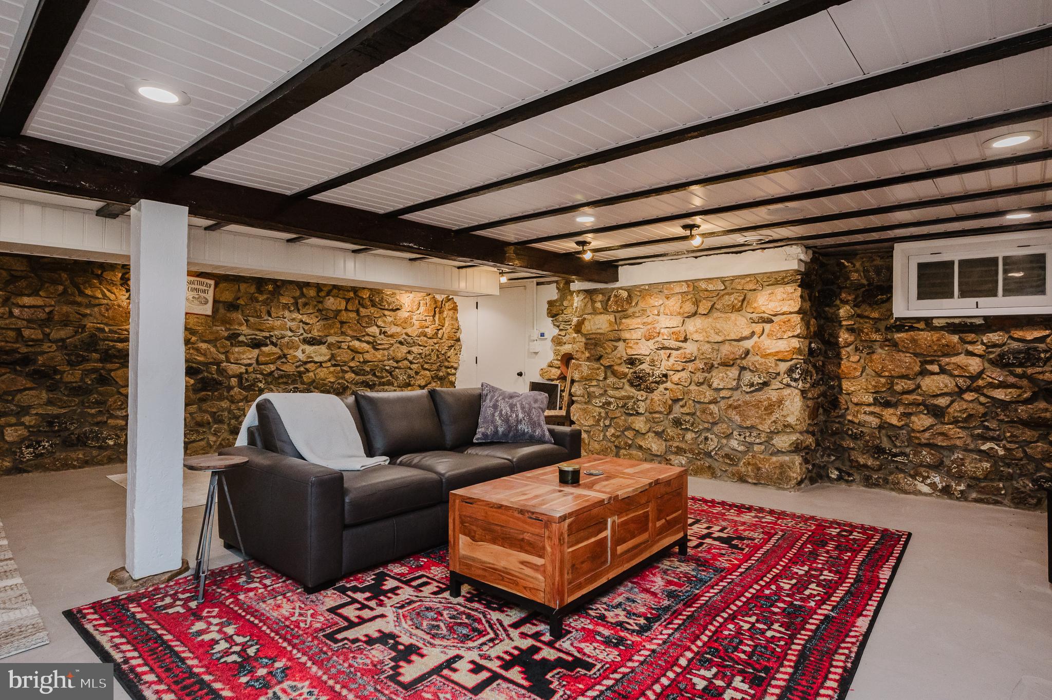 ROCHELLE MEADOWS - Residential