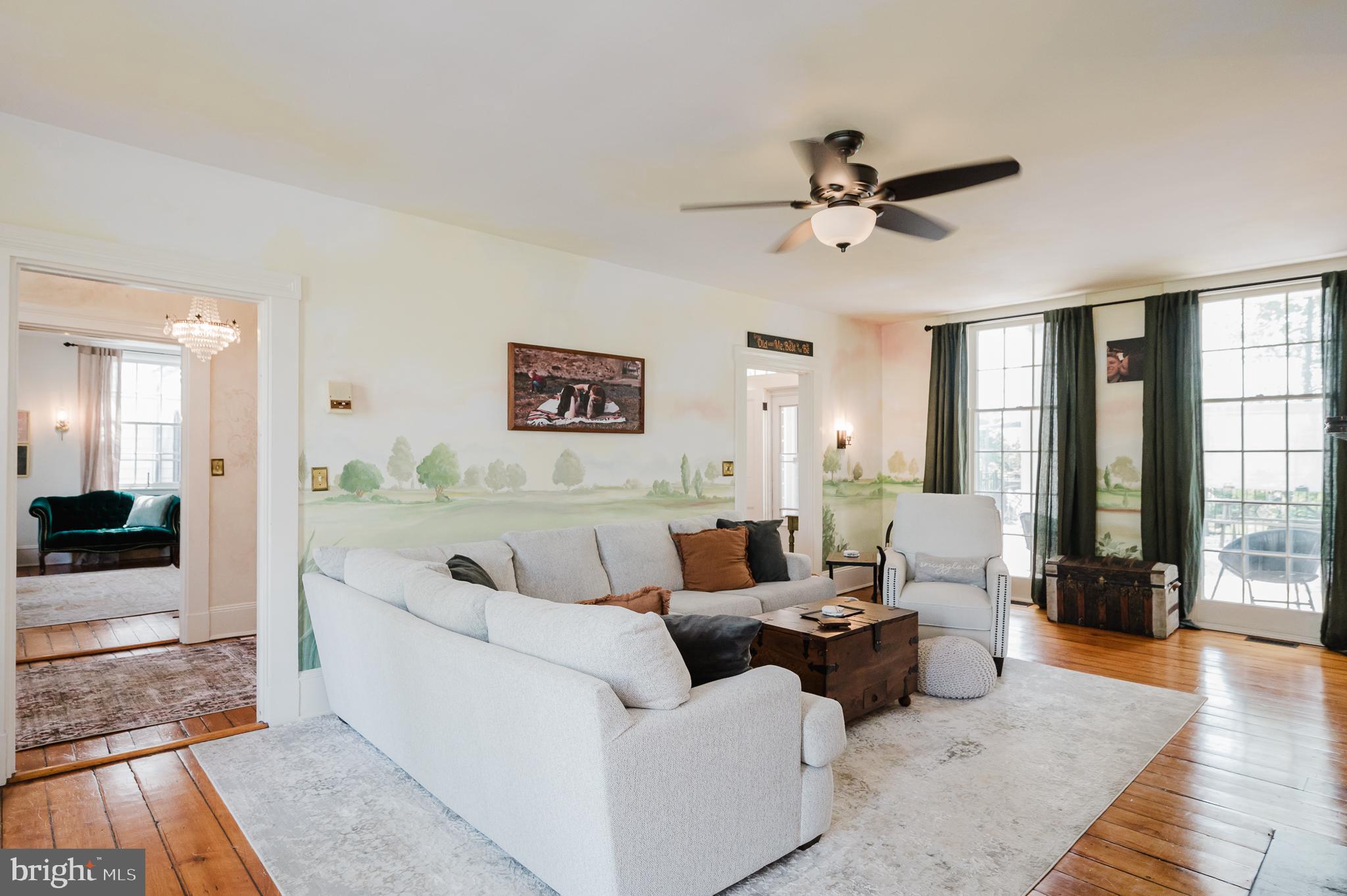 ROCHELLE MEADOWS - Residential