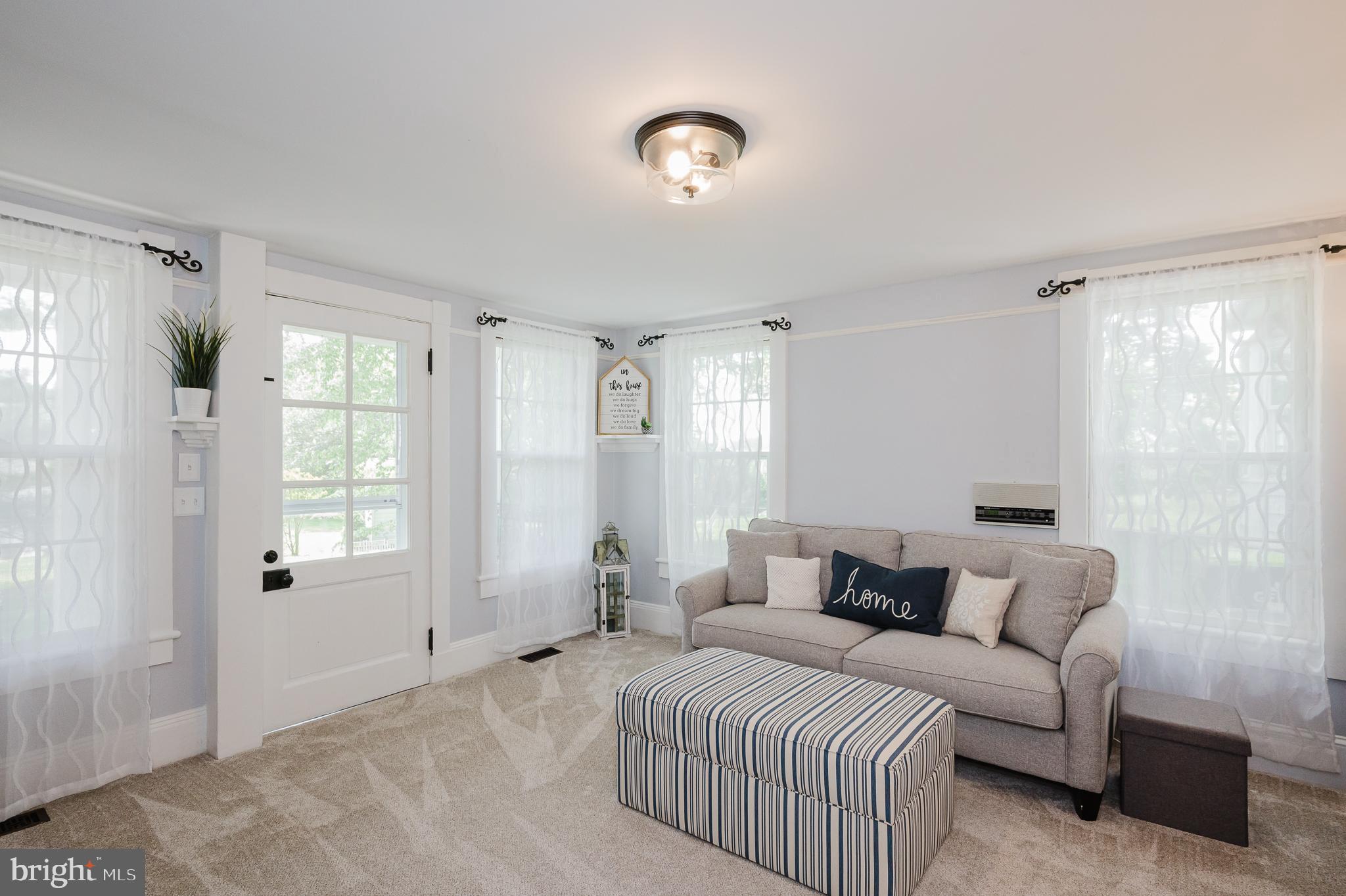 ROCHELLE MEADOWS - Residential