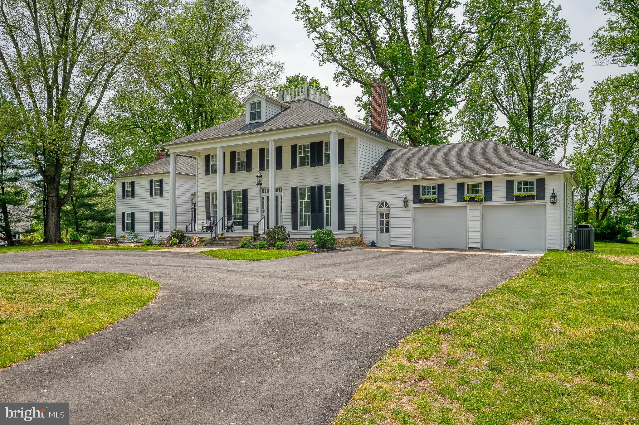 ROCHELLE MEADOWS - Residential