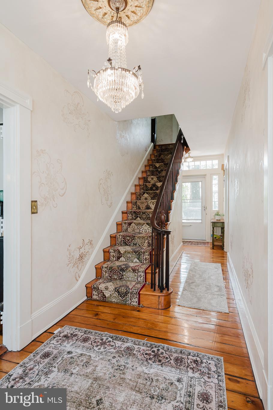 ROCHELLE MEADOWS - Residential