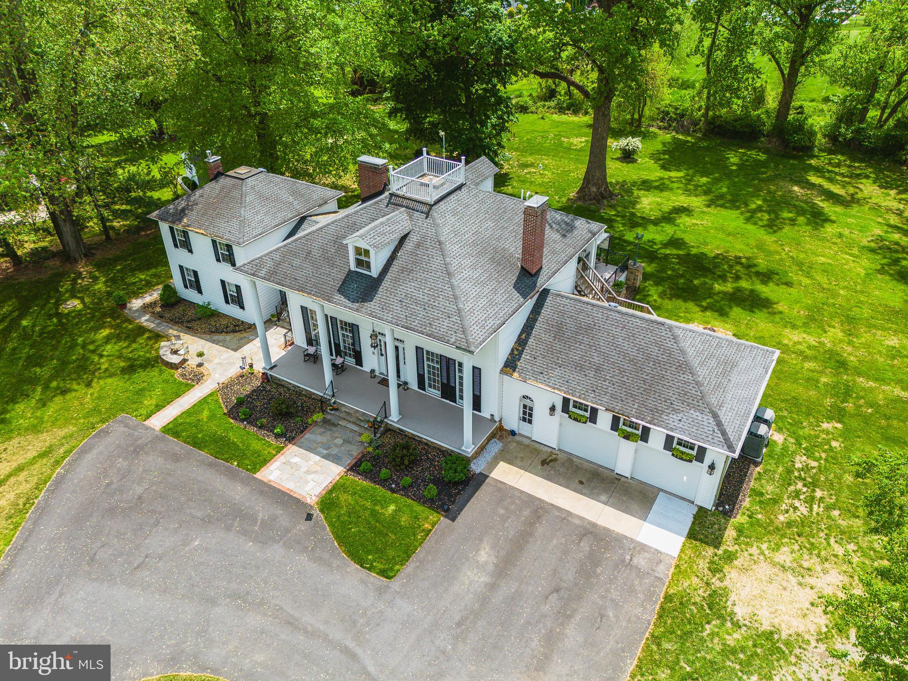 ROCHELLE MEADOWS - Residential