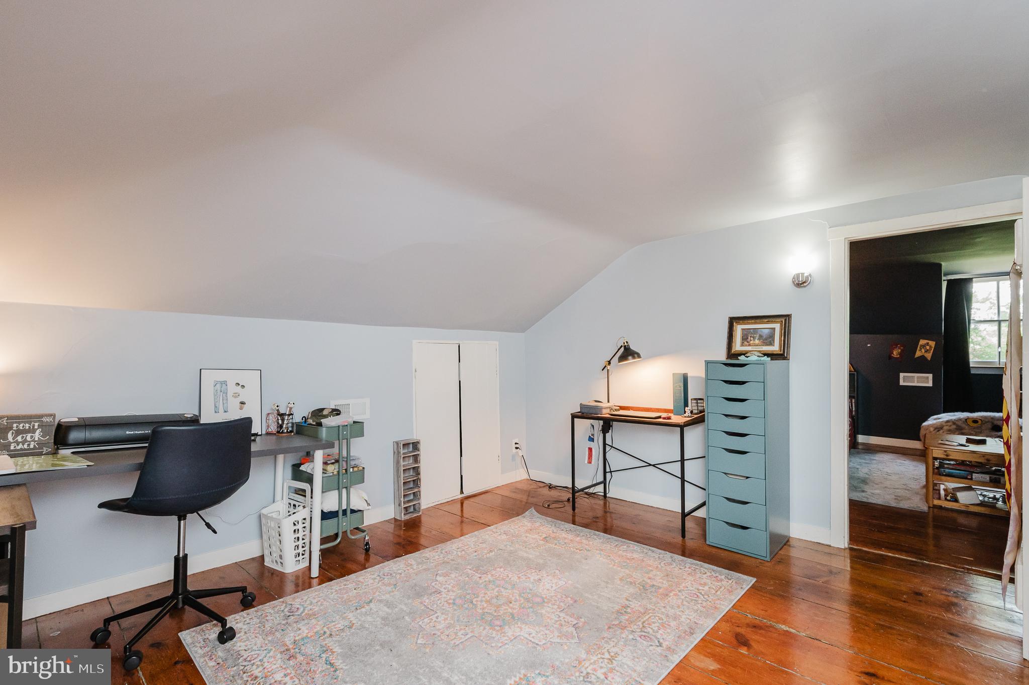 ROCHELLE MEADOWS - Residential