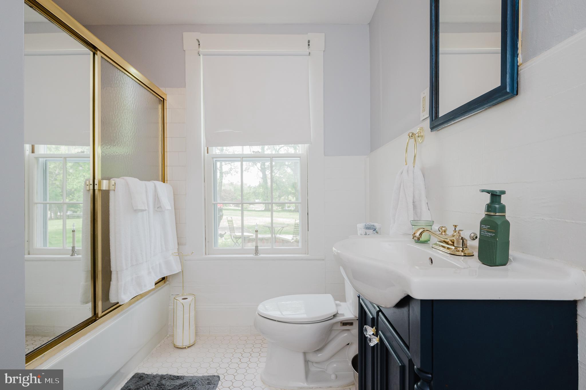 ROCHELLE MEADOWS - Residential