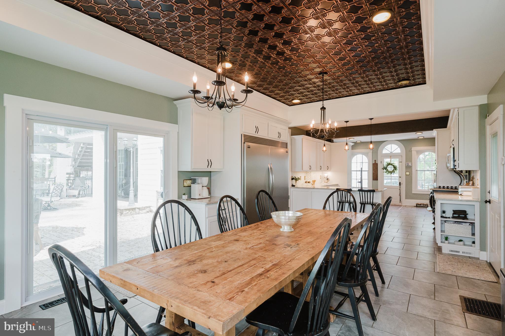 ROCHELLE MEADOWS - Residential