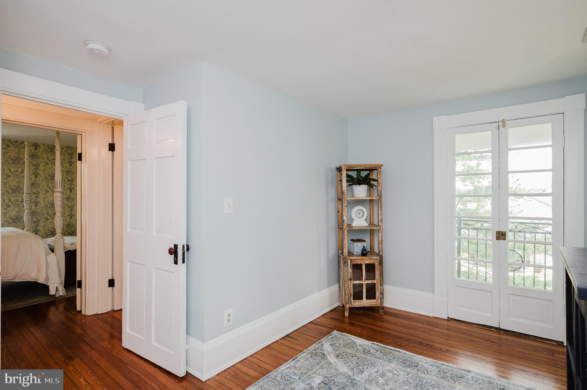 ROCHELLE MEADOWS - Residential