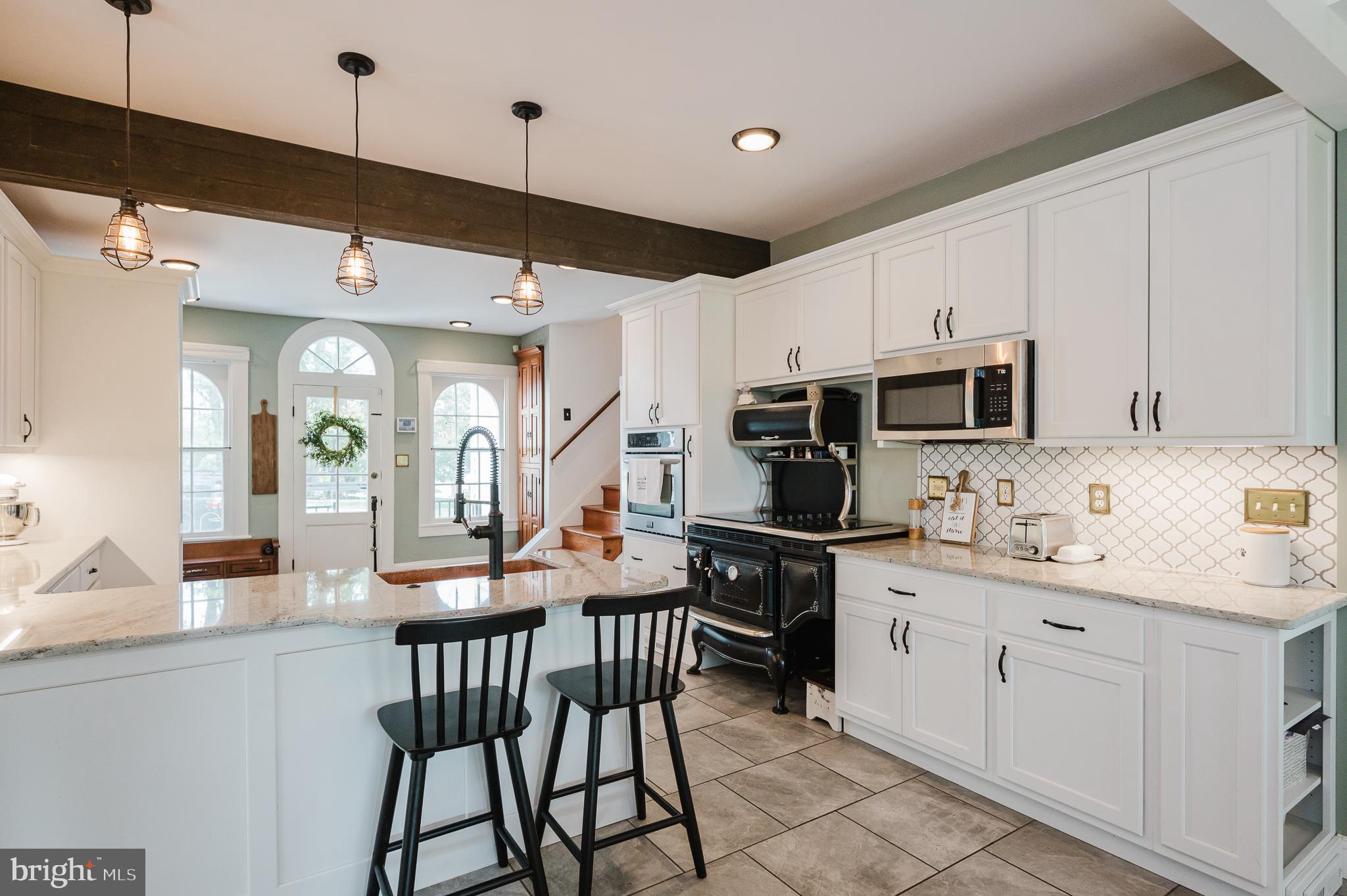 ROCHELLE MEADOWS - Residential