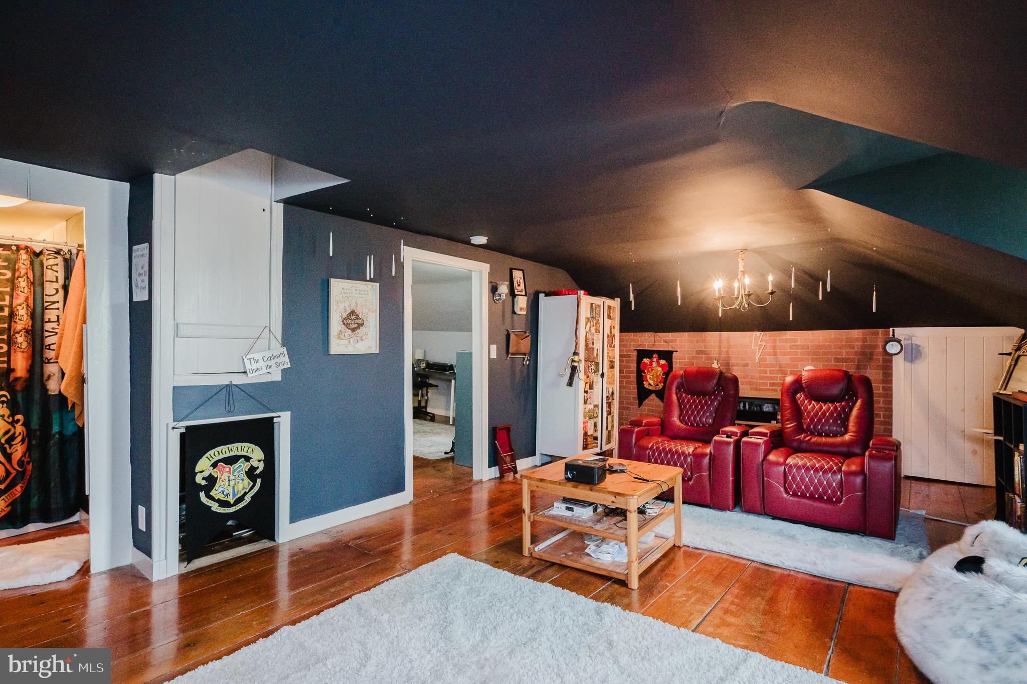 ROCHELLE MEADOWS - Residential