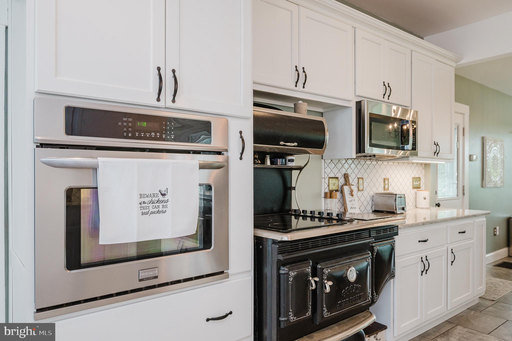 ROCHELLE MEADOWS - Residential