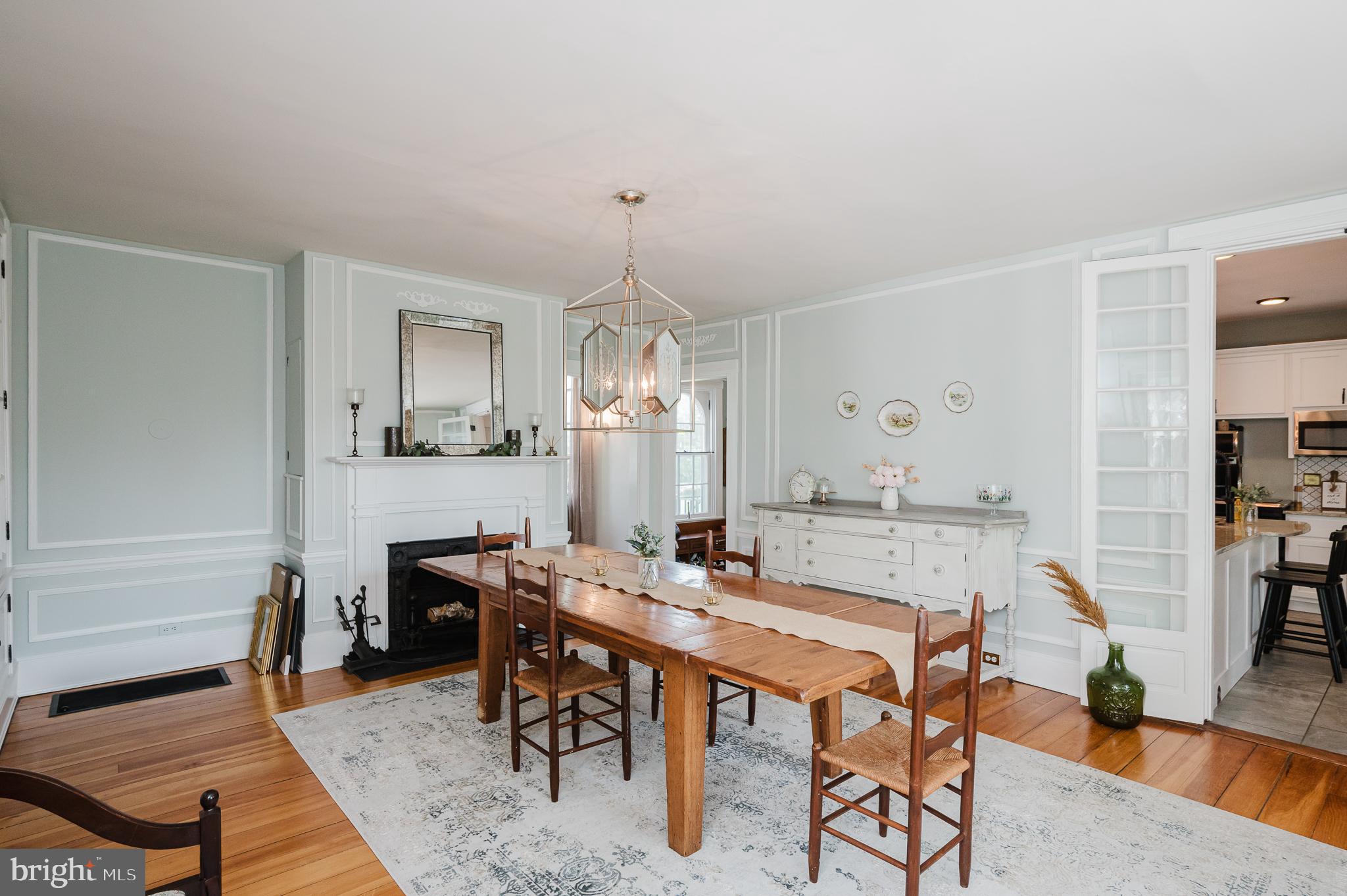 ROCHELLE MEADOWS - Residential