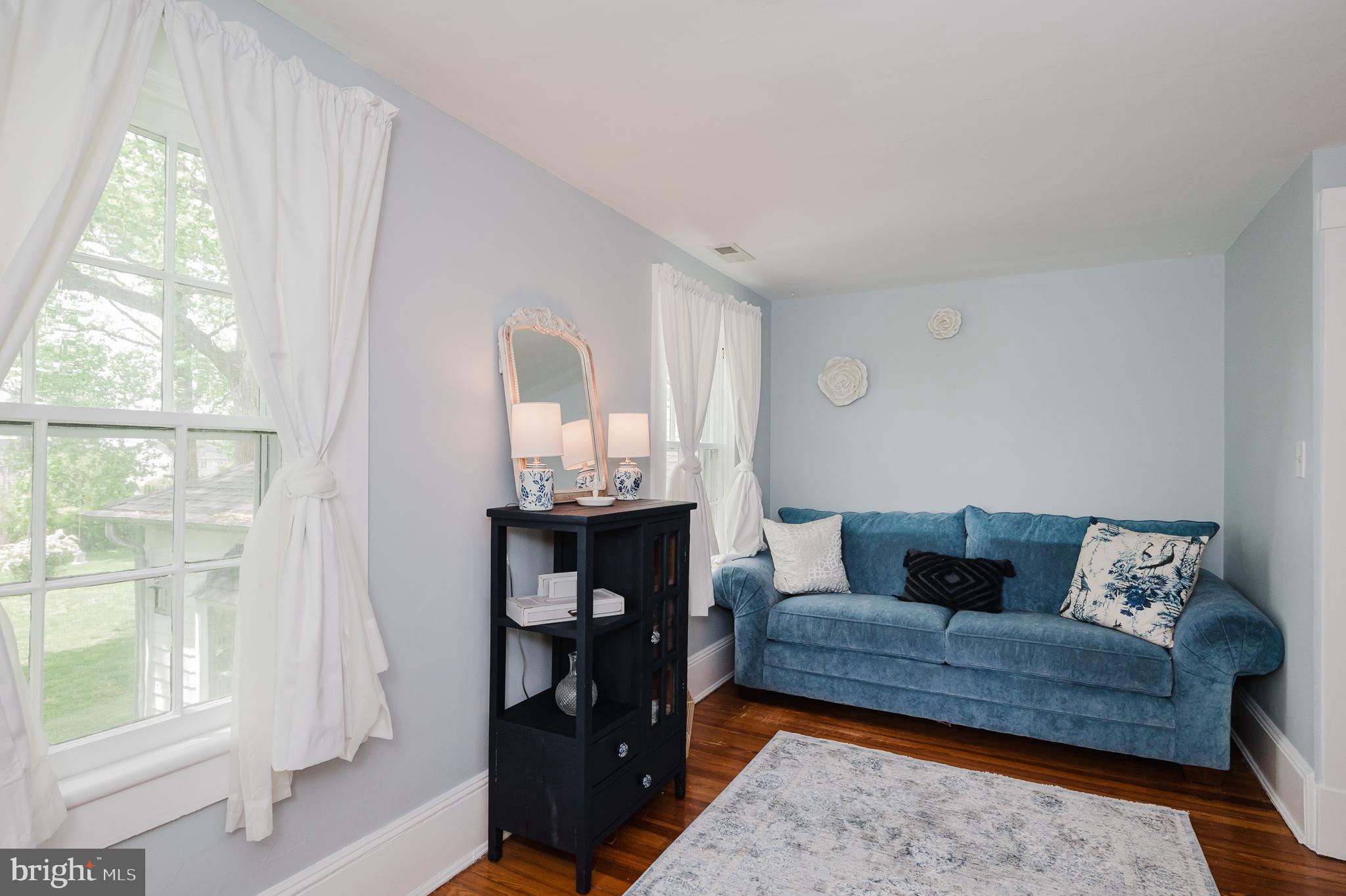 ROCHELLE MEADOWS - Residential