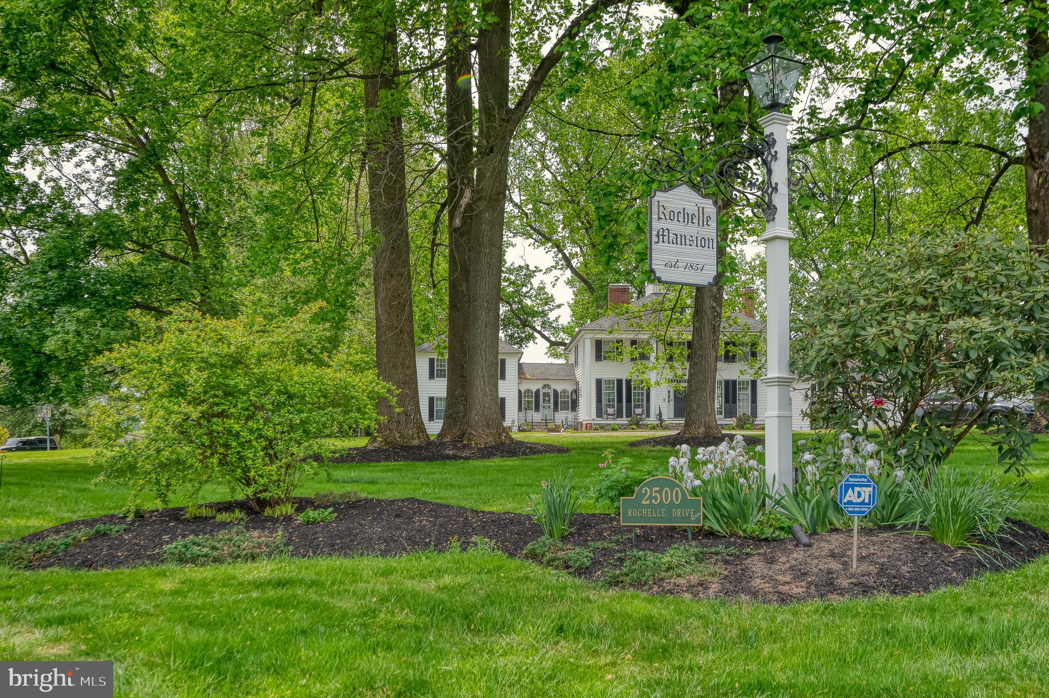 ROCHELLE MEADOWS - Residential