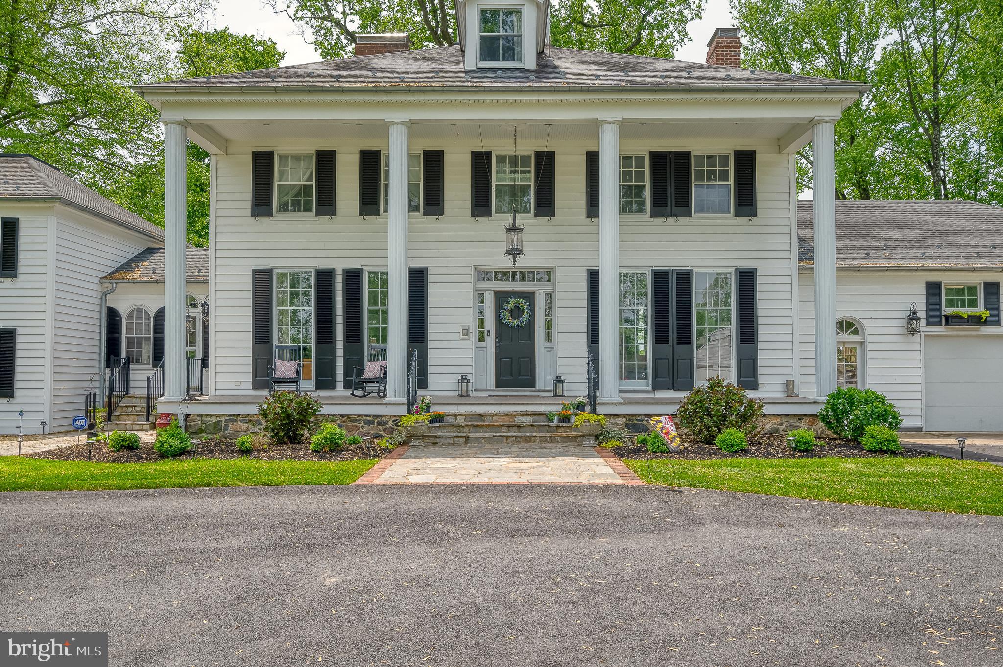 ROCHELLE MEADOWS - Residential