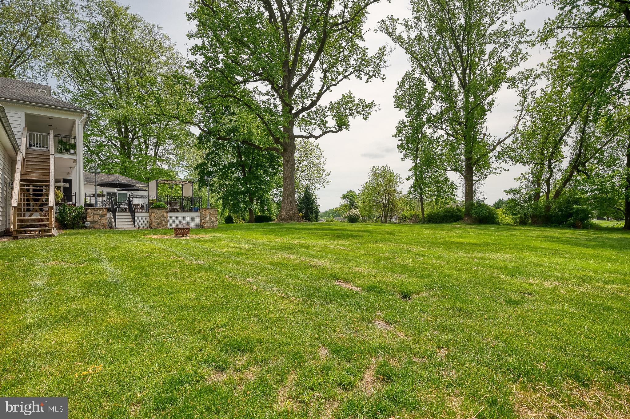 ROCHELLE MEADOWS - Residential