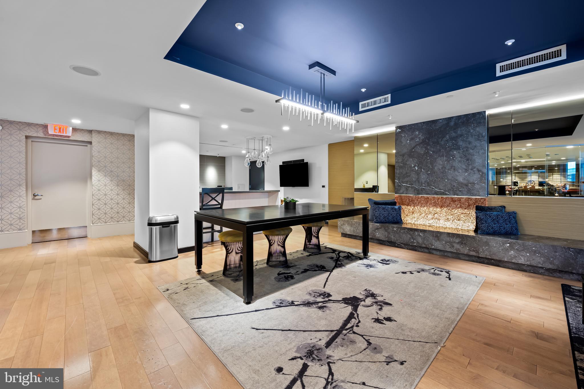 HARBOR EAST - Residential