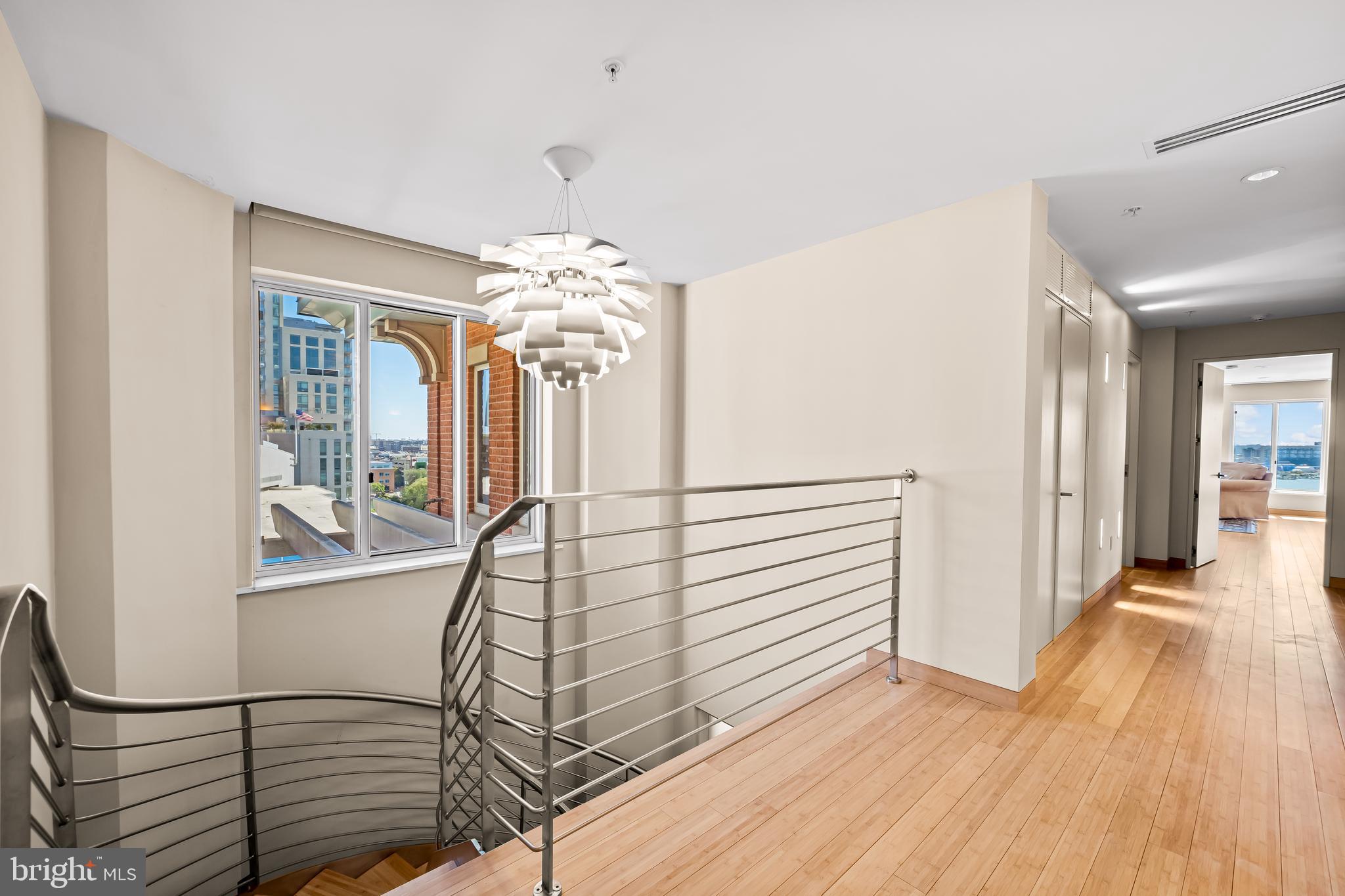 HARBOR EAST - Residential