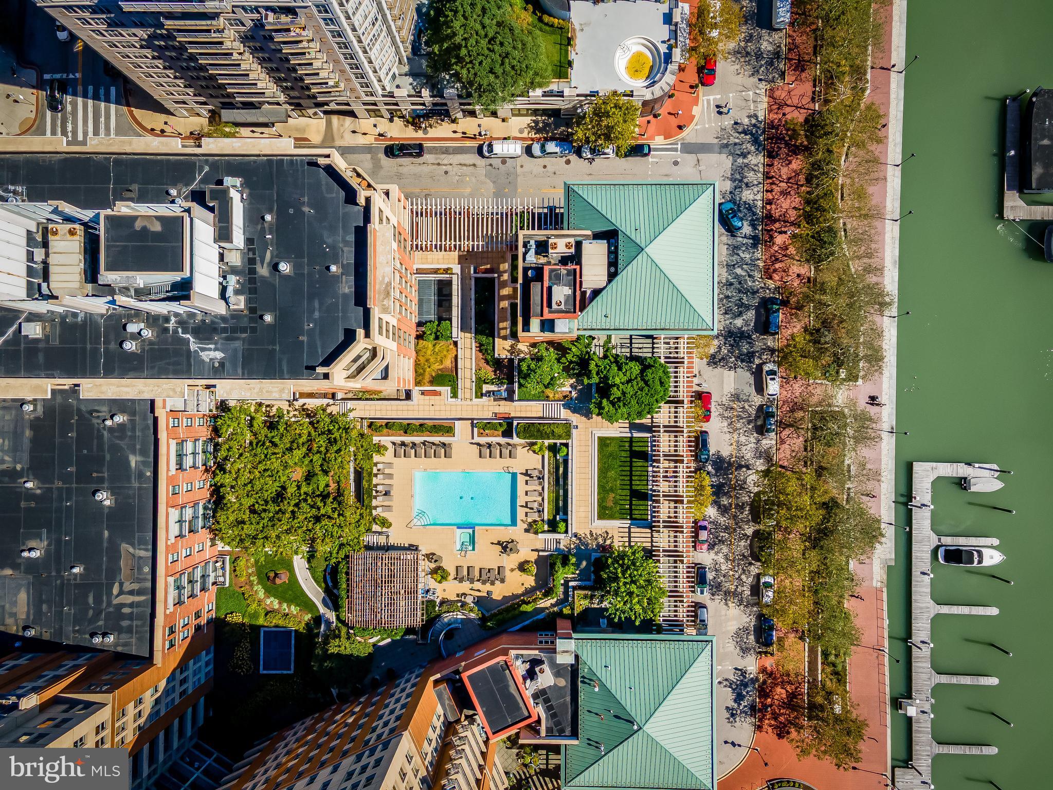 HARBOR EAST - Residential