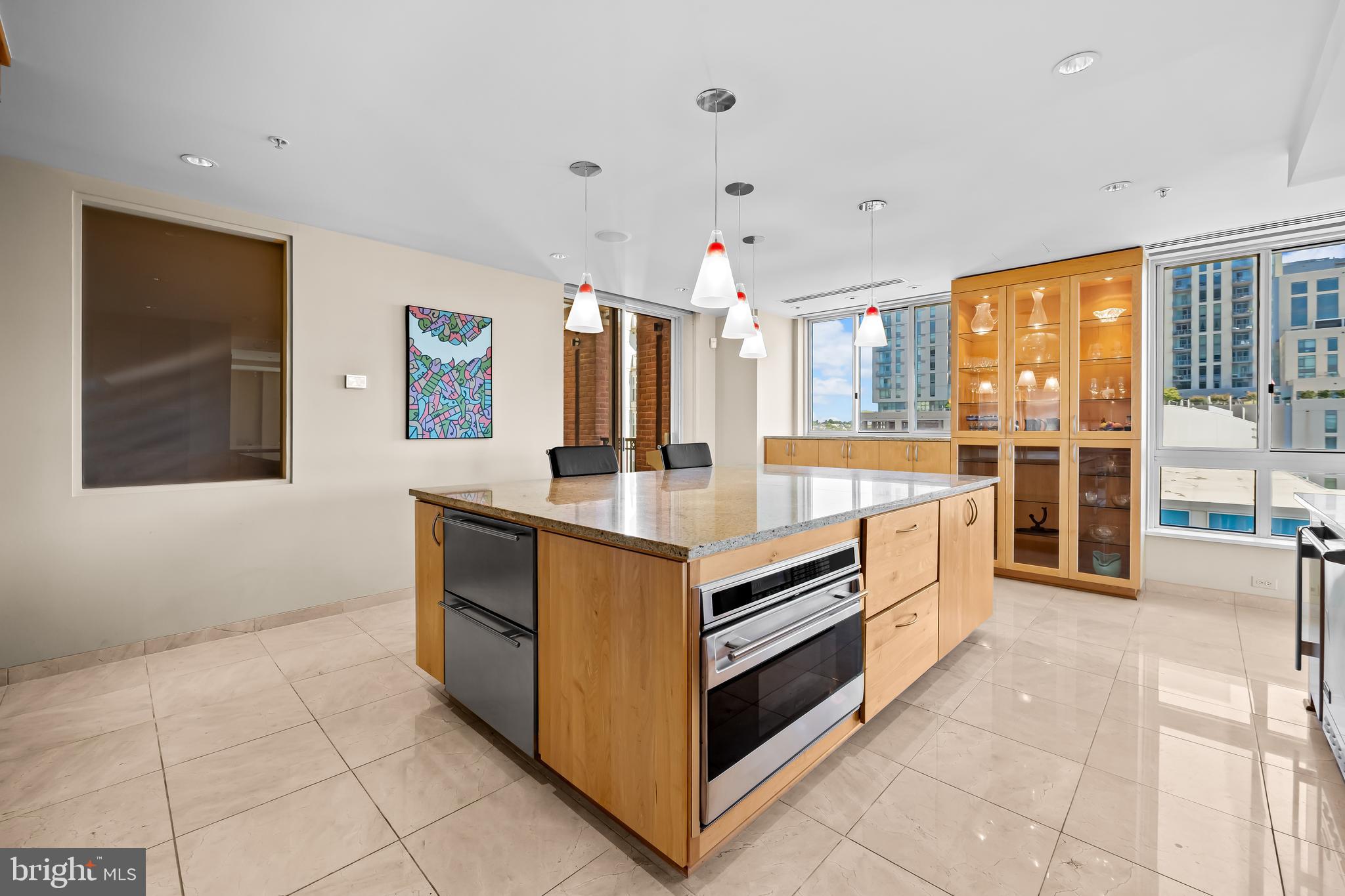 HARBOR EAST - Residential