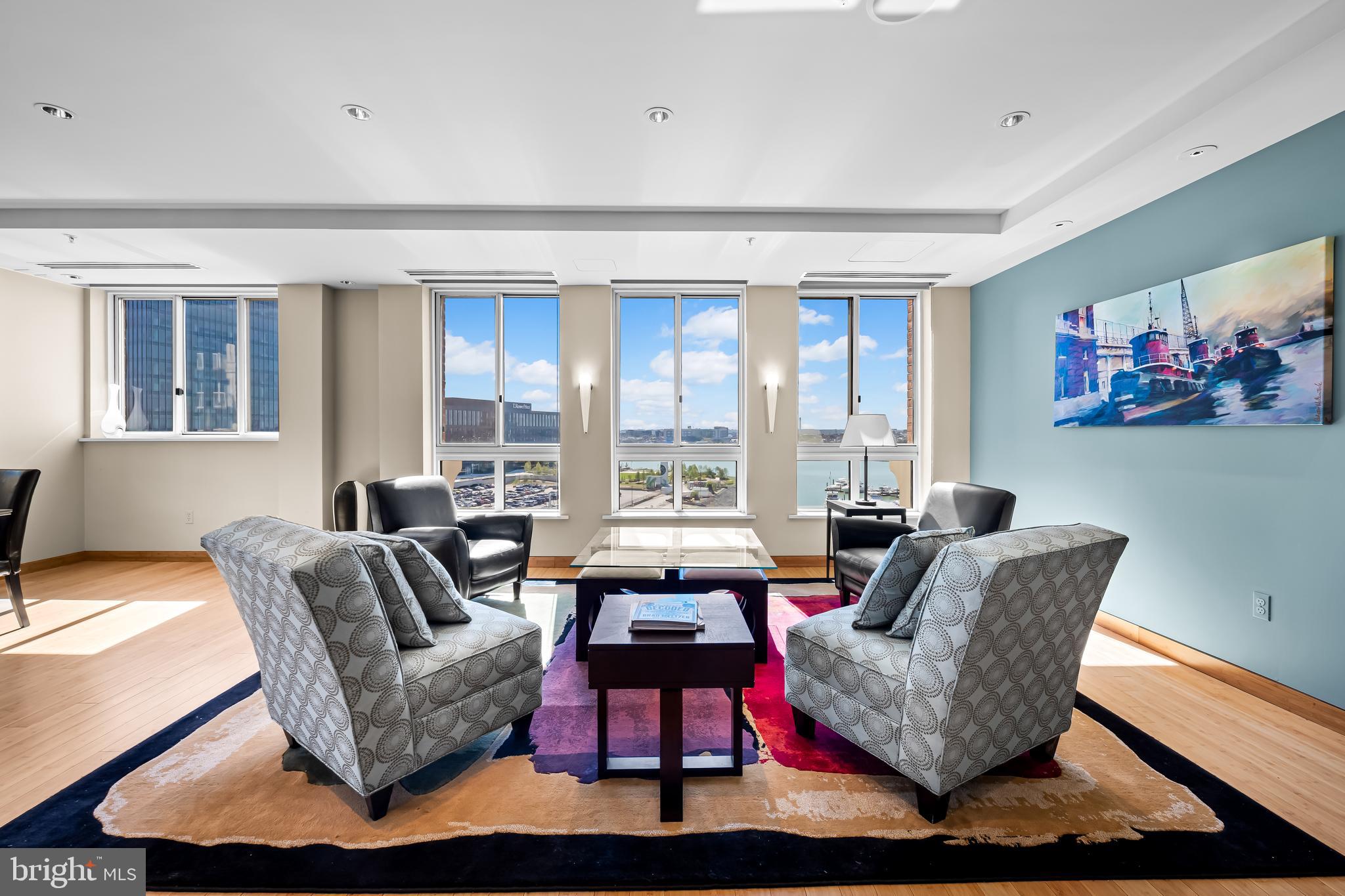 HARBOR EAST - Residential