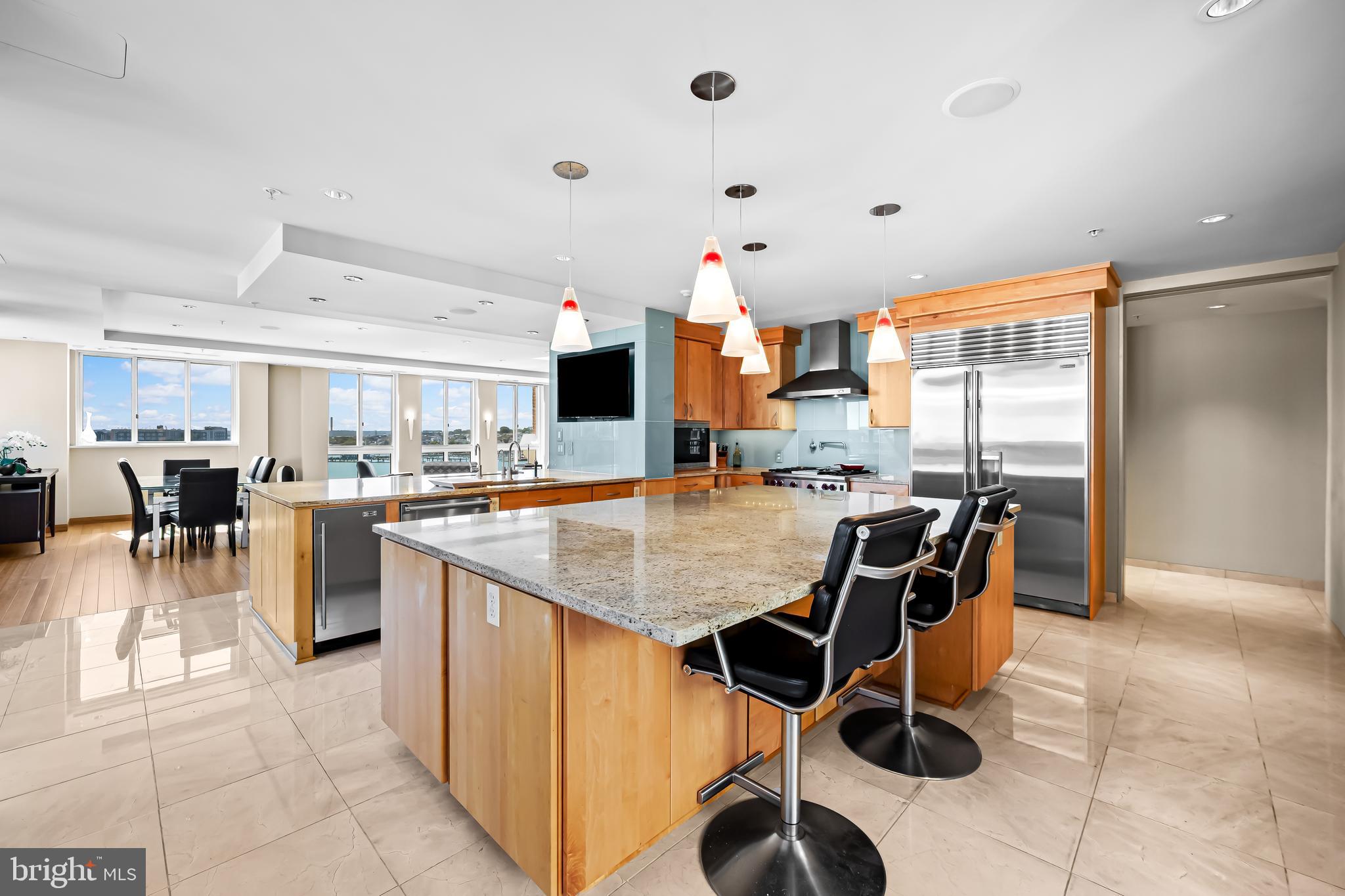 HARBOR EAST - Residential