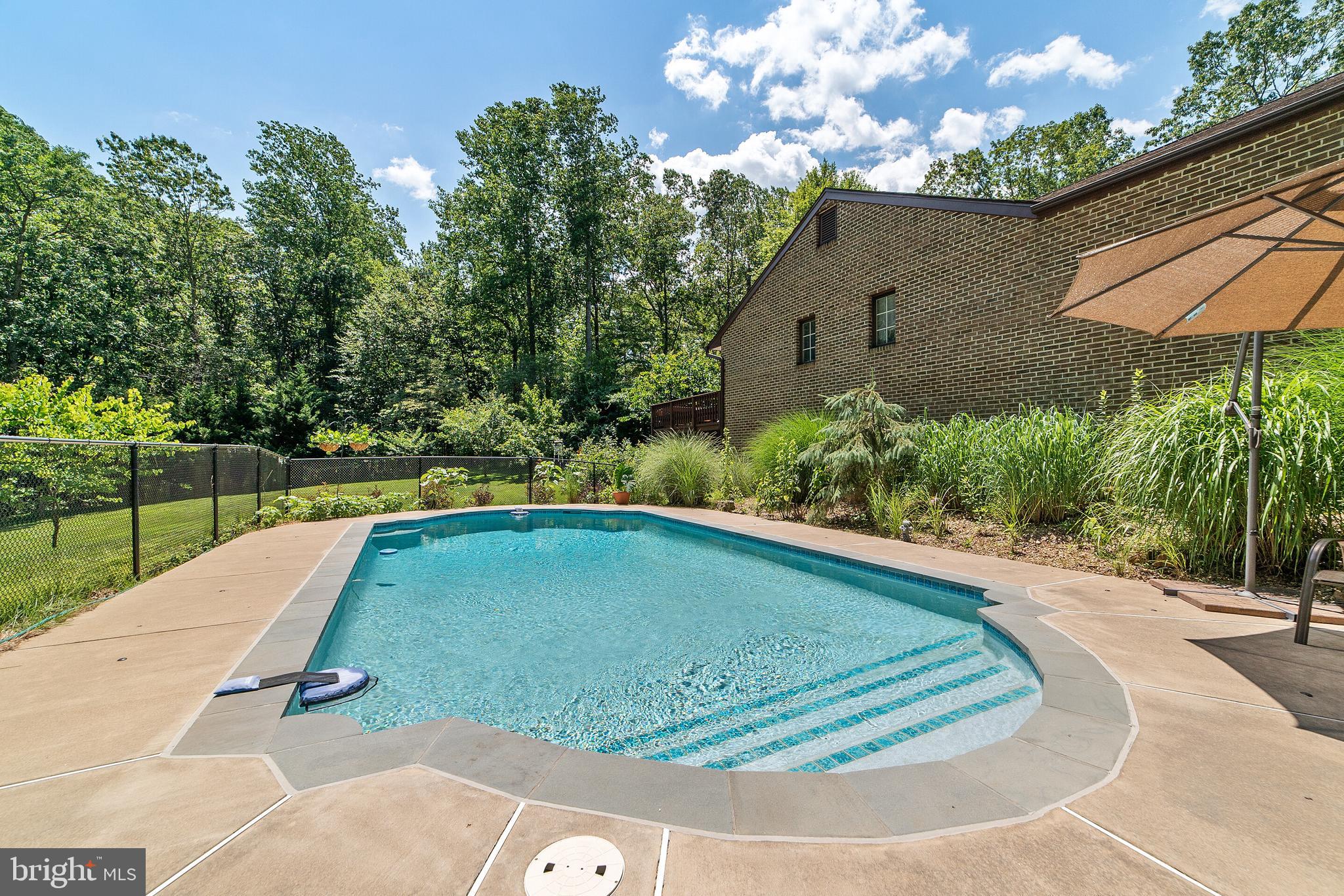 CARTER'S RUN EST - Residential
