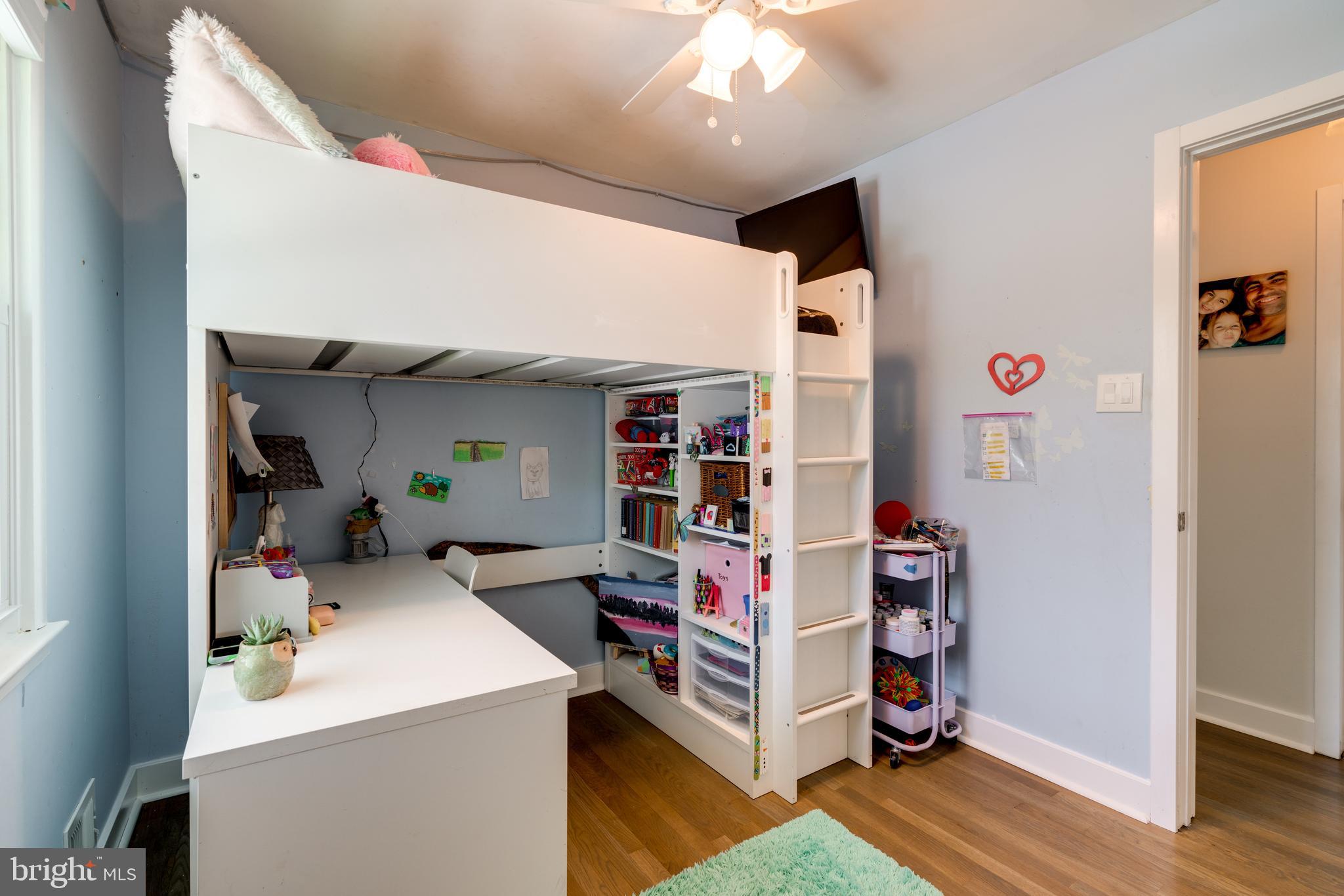 WEST SPRINGFIELD - Residential