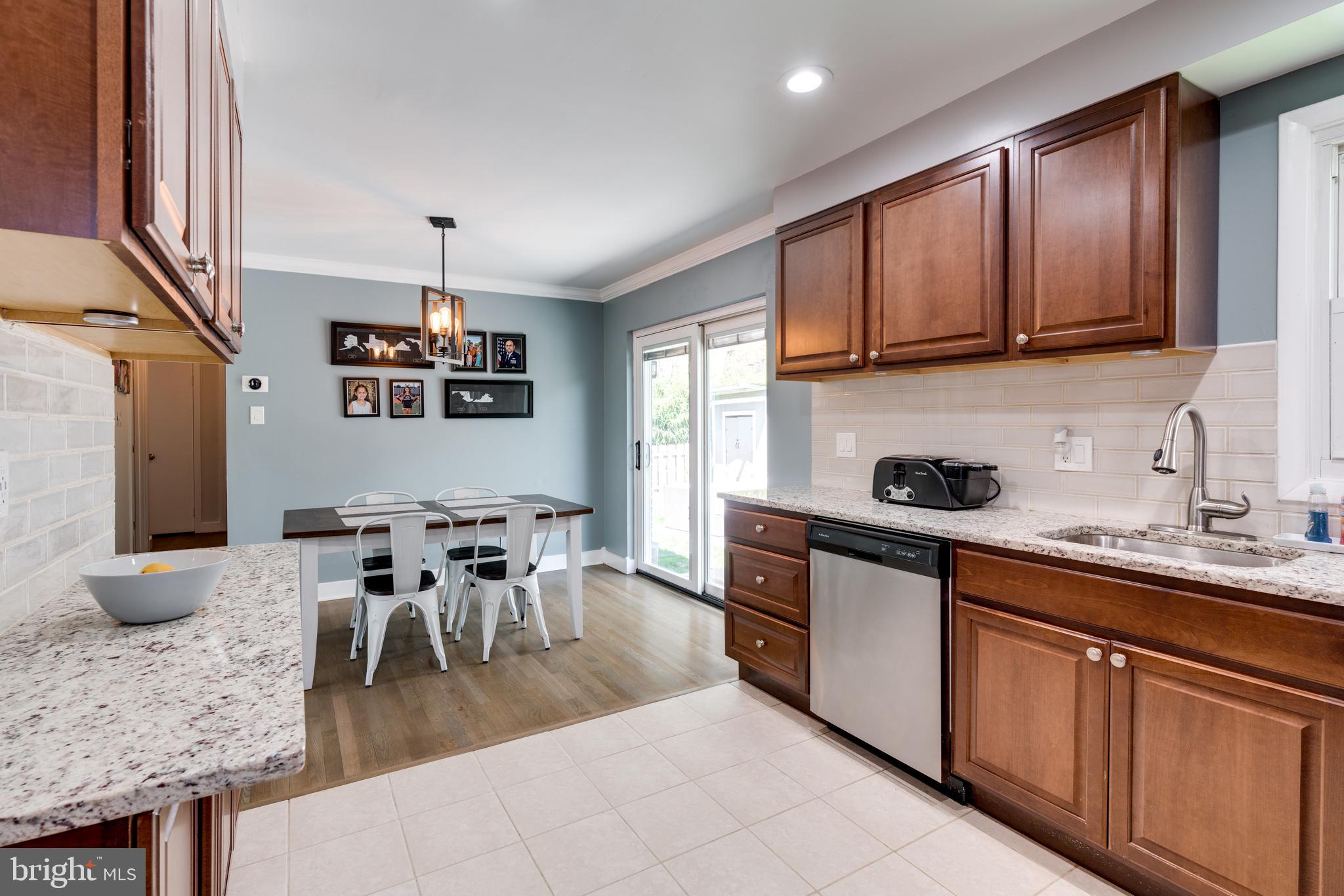 WEST SPRINGFIELD - Residential