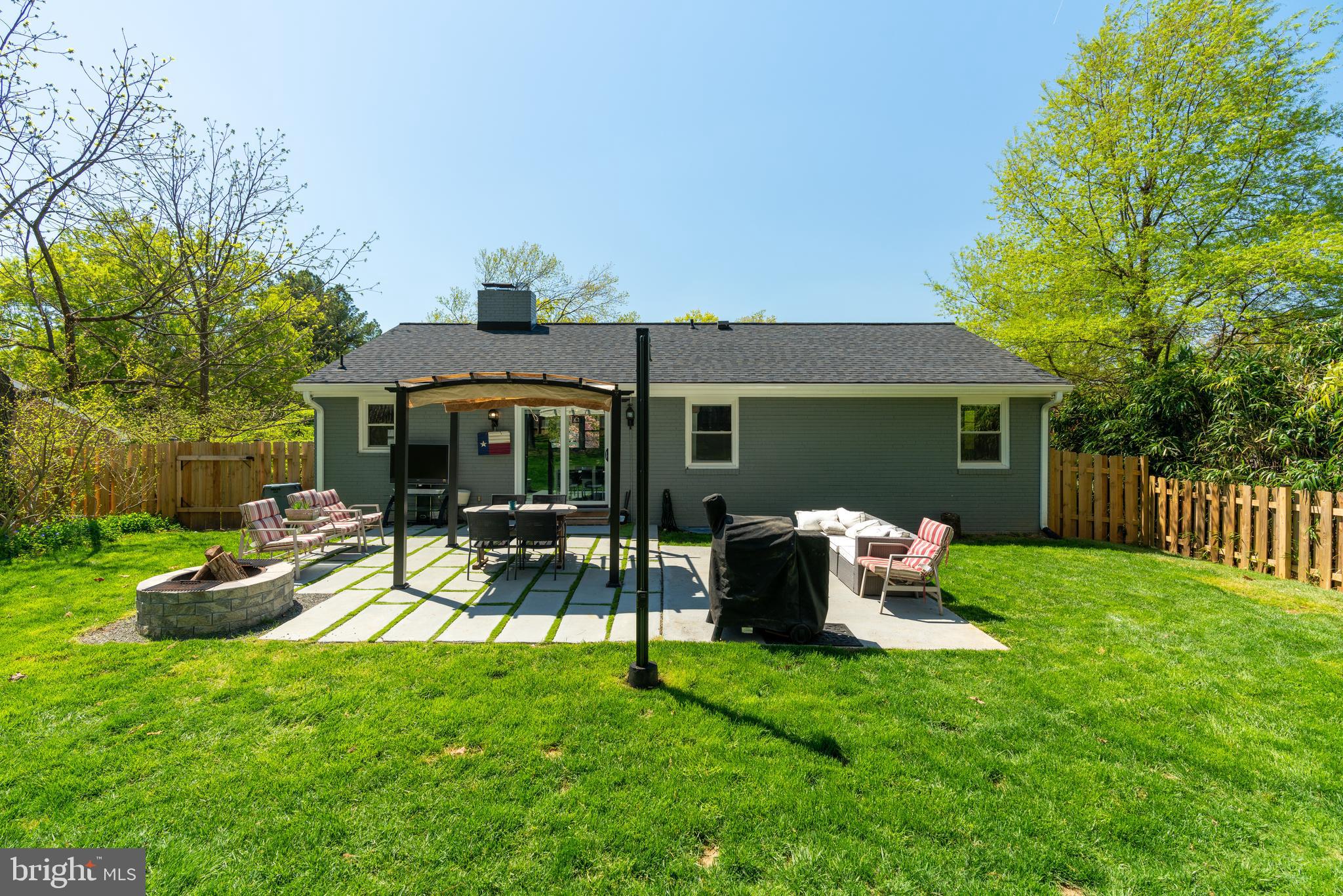 WEST SPRINGFIELD - Residential