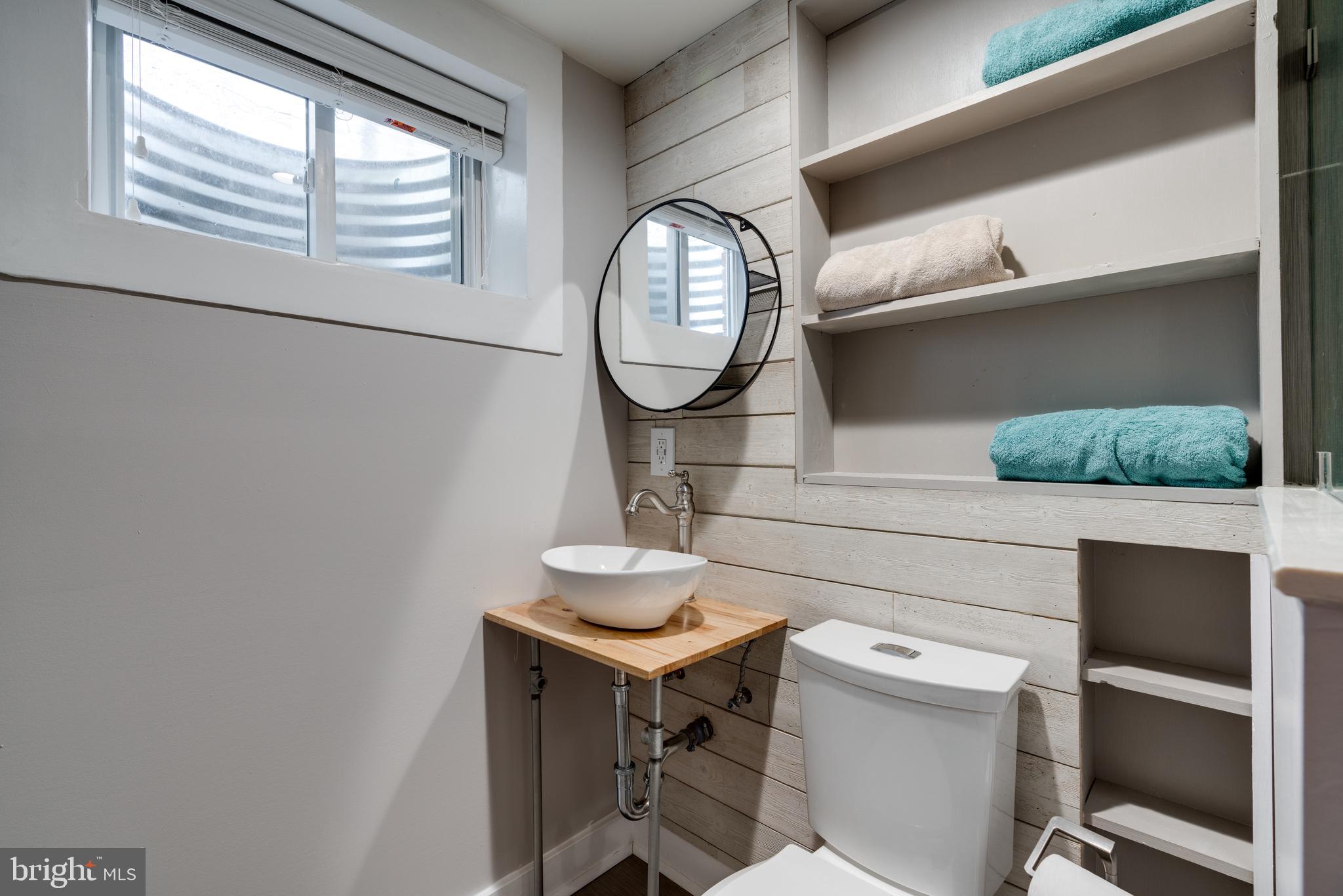 WEST SPRINGFIELD - Residential