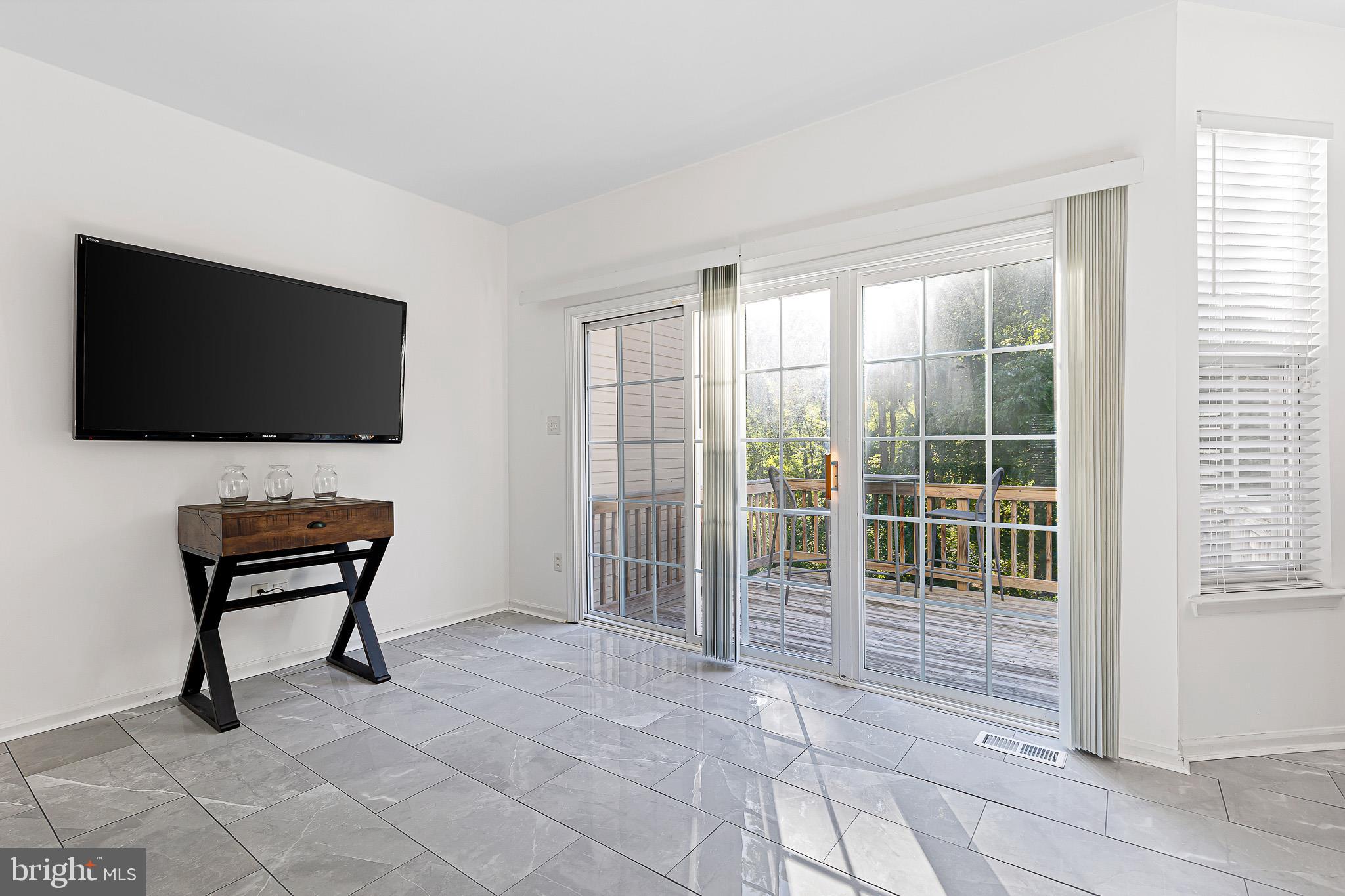 BRENNAN ESTATES - Residential