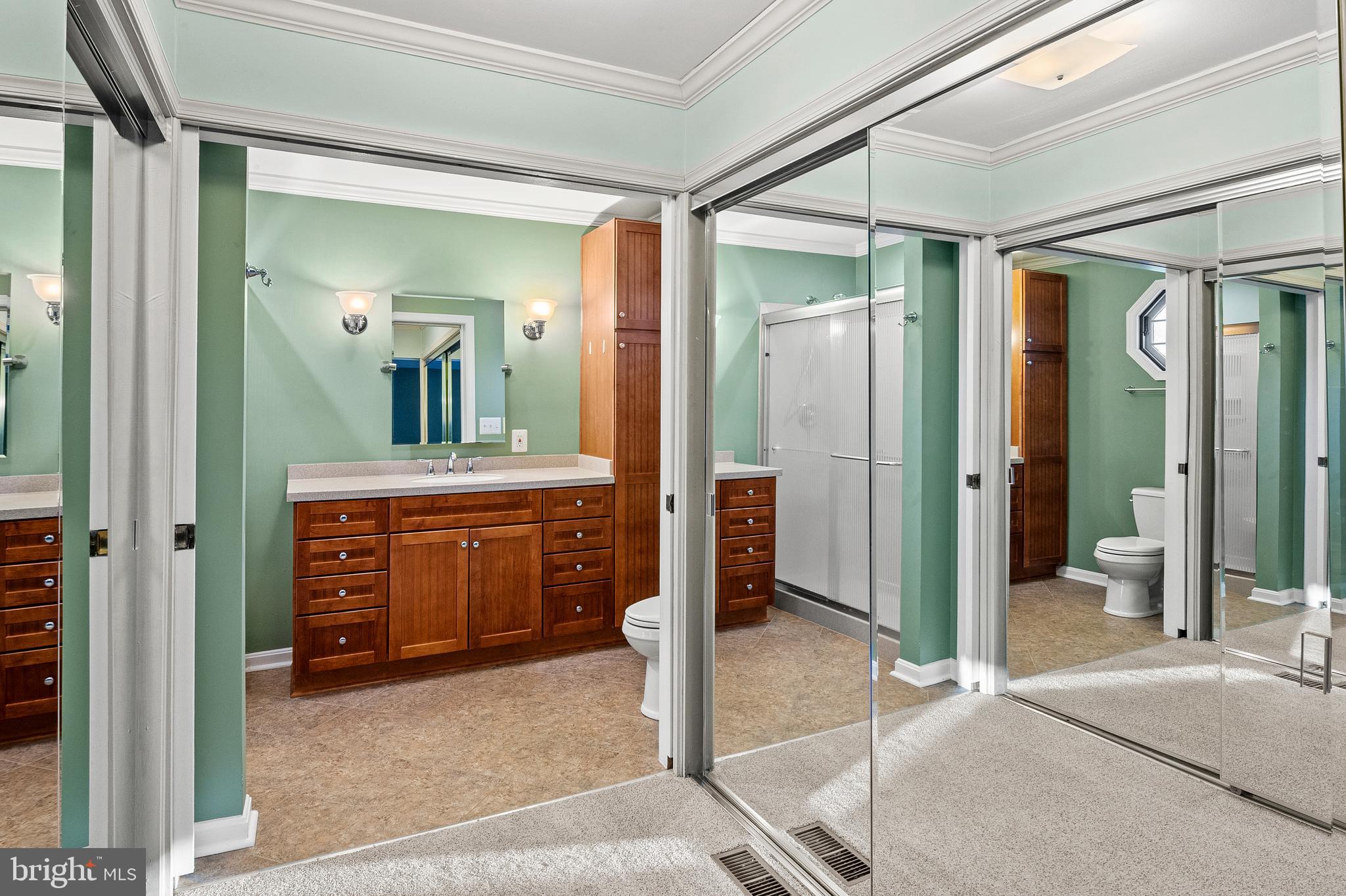 GLENMONT - Residential