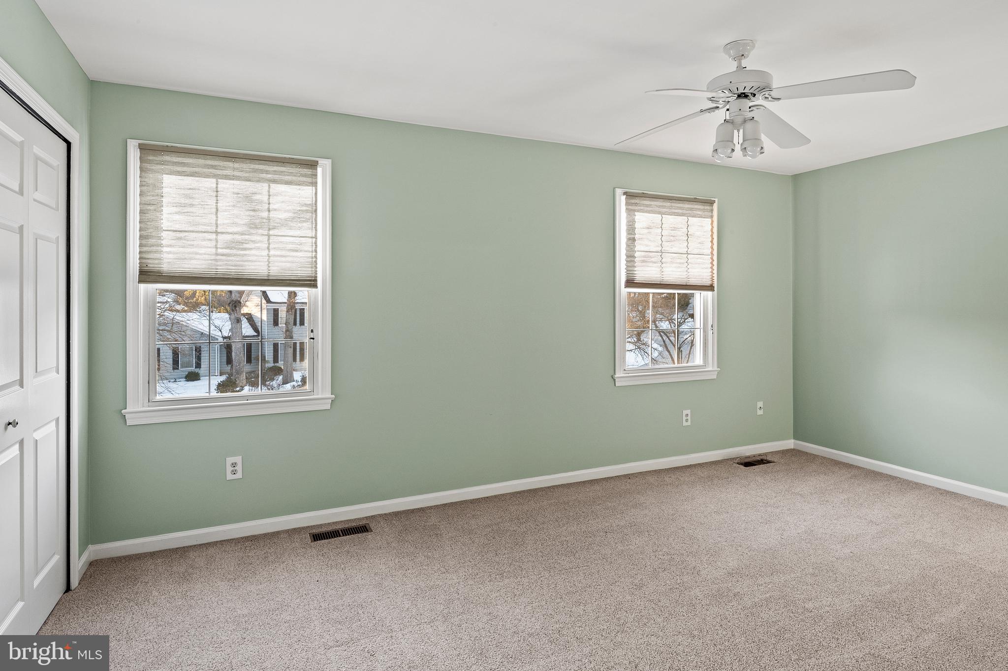 GLENMONT - Residential