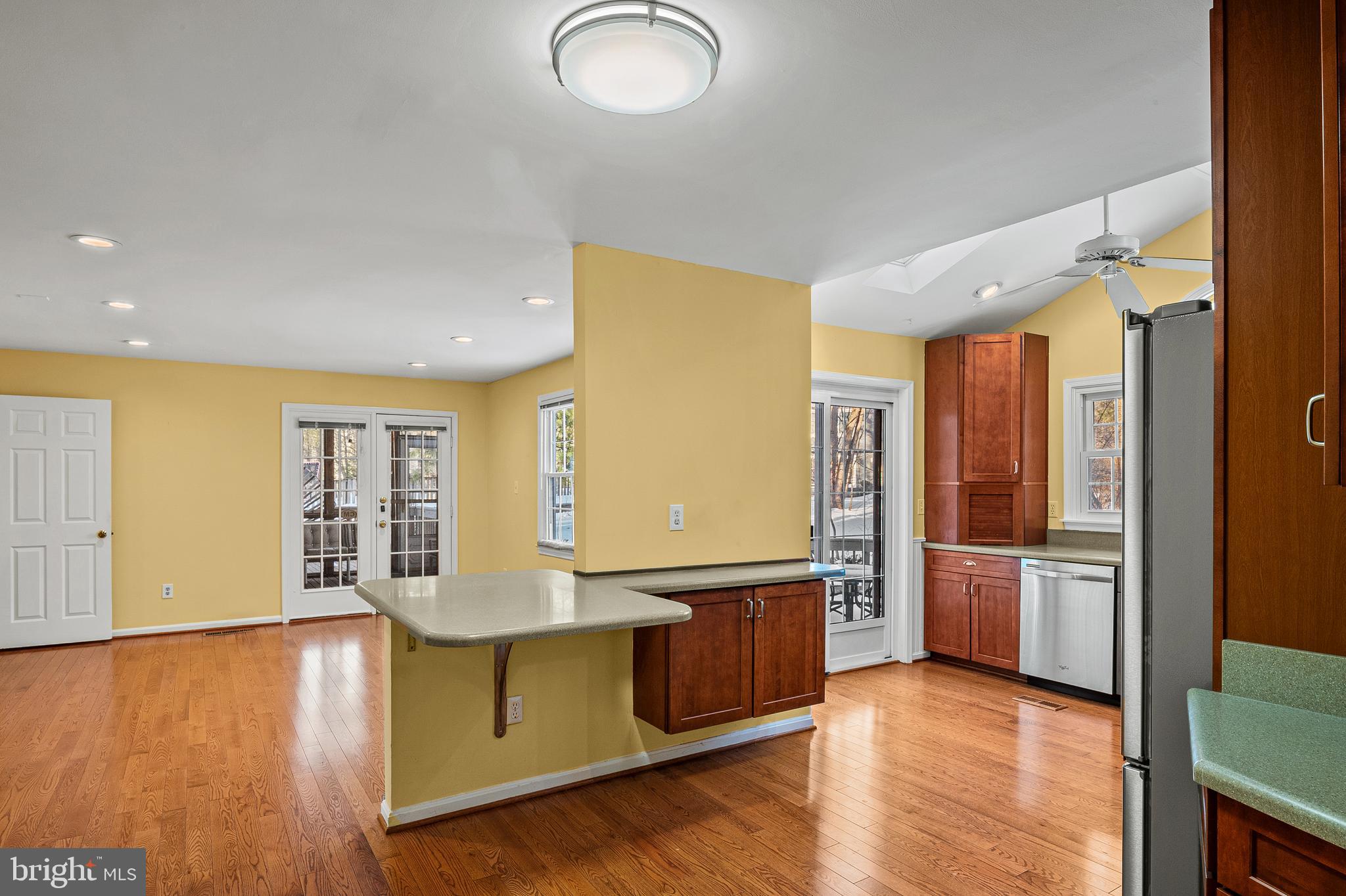 GLENMONT - Residential