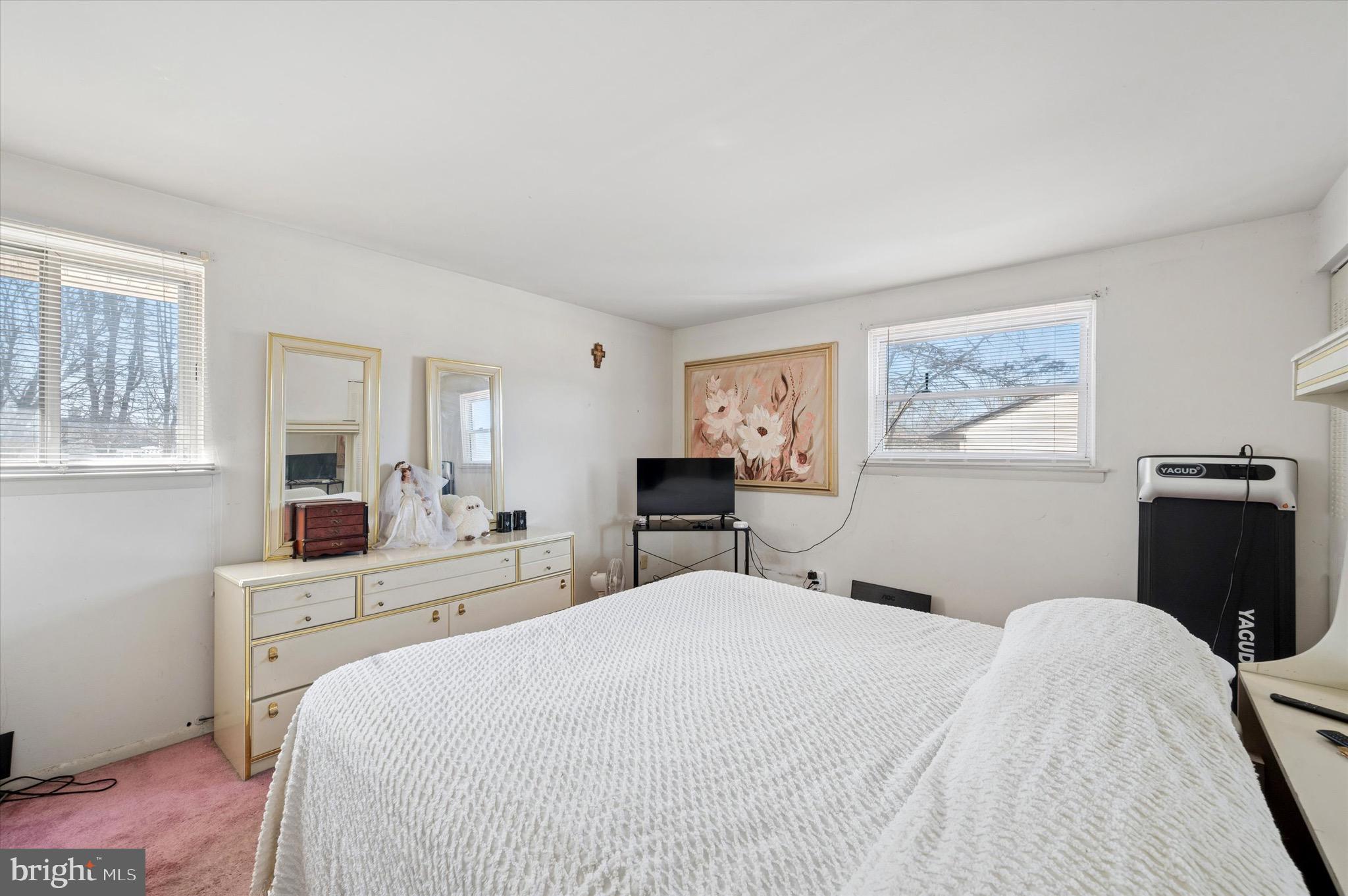 WOODBROOK - Residential