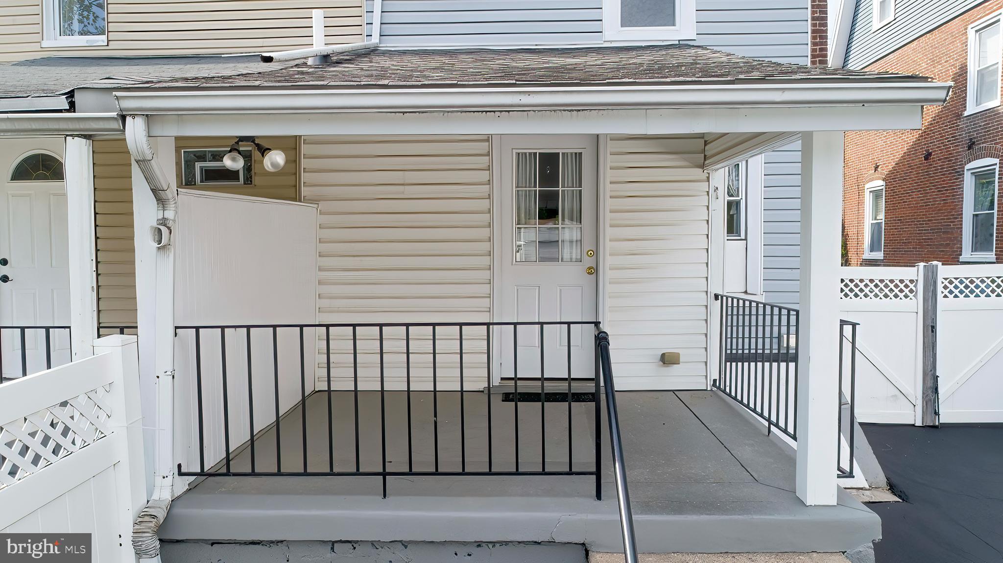 ARDMORE PARK - Residential