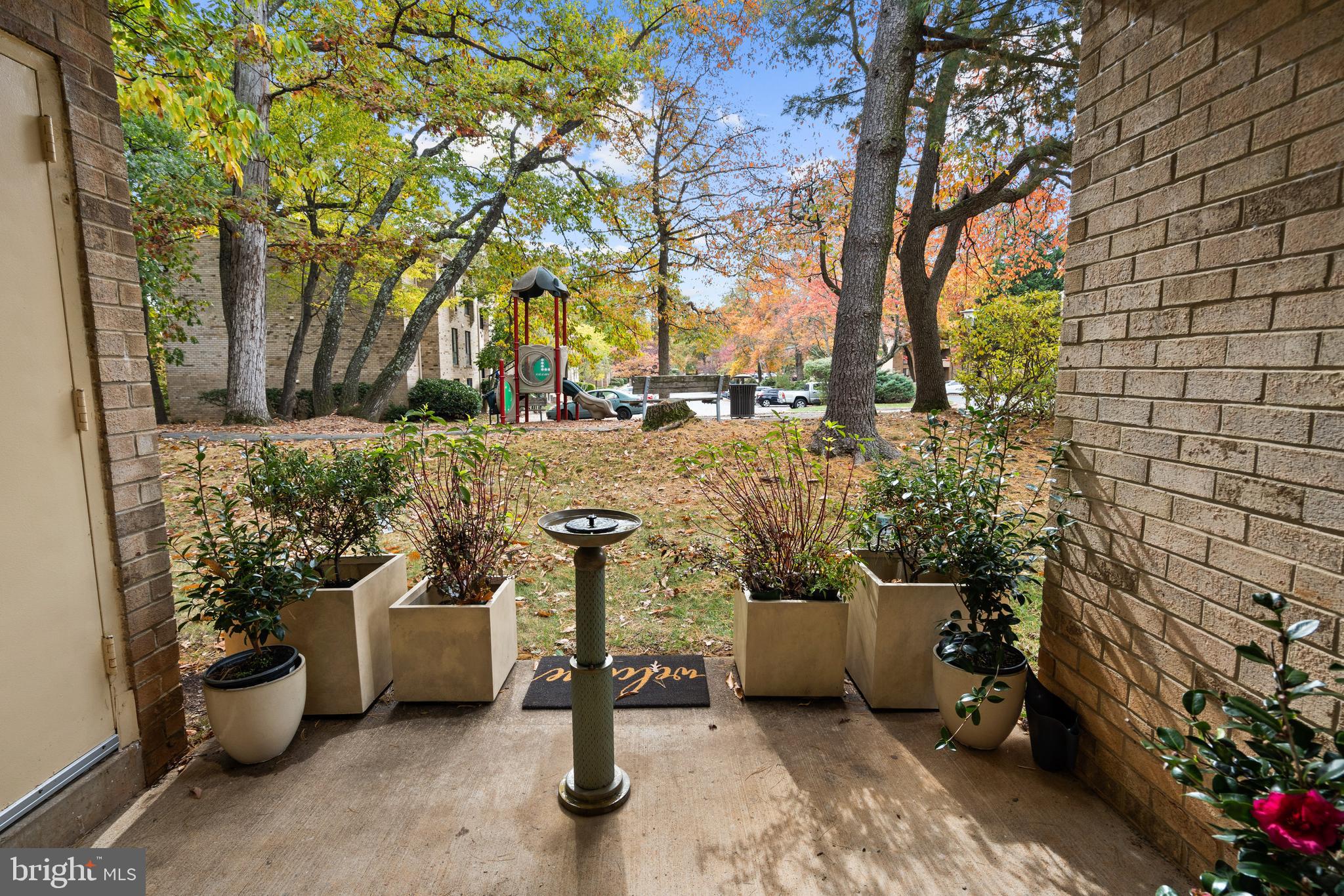 2317 FREETOWN COURT 2B