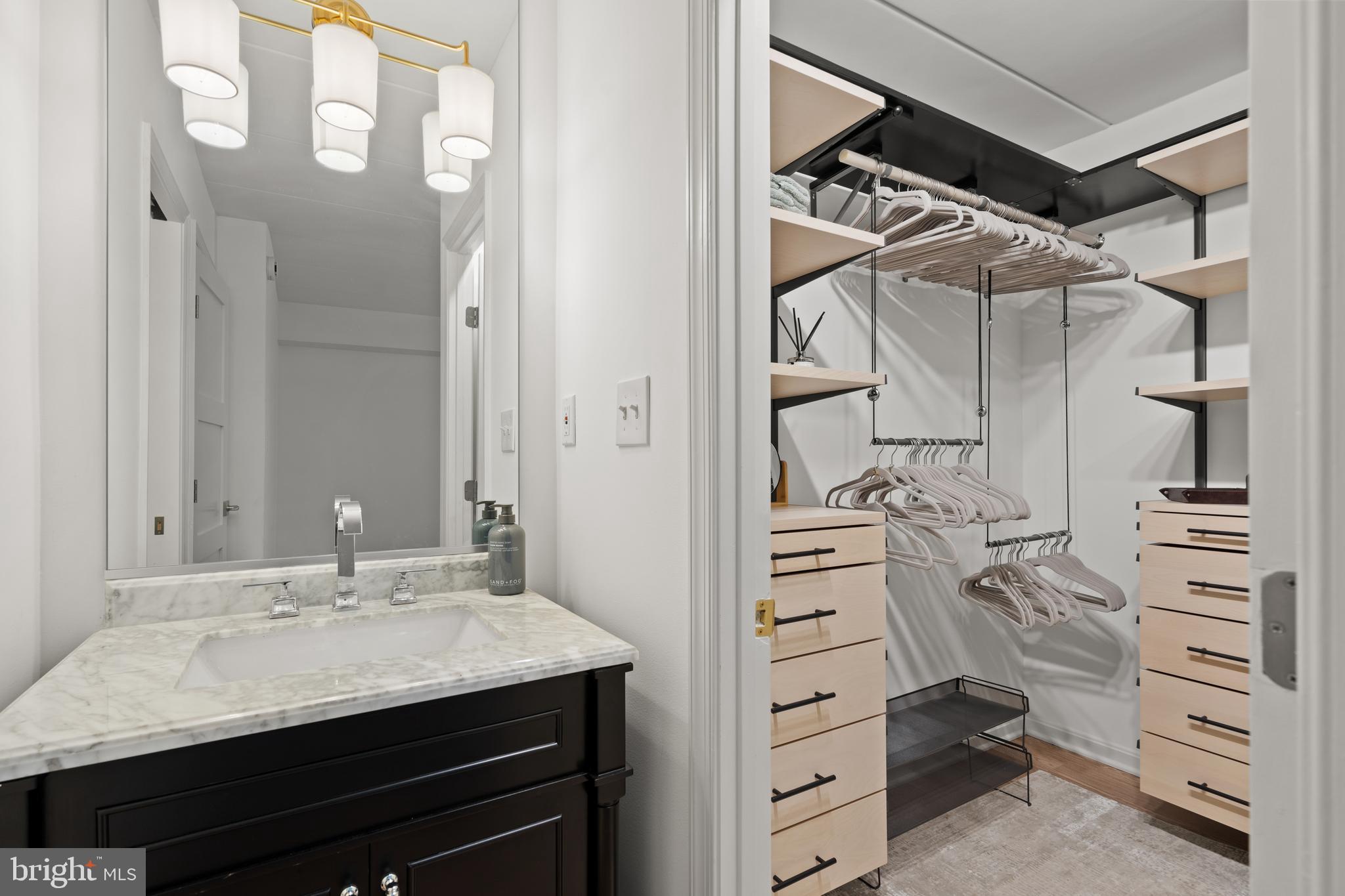 2317 FREETOWN COURT 2B