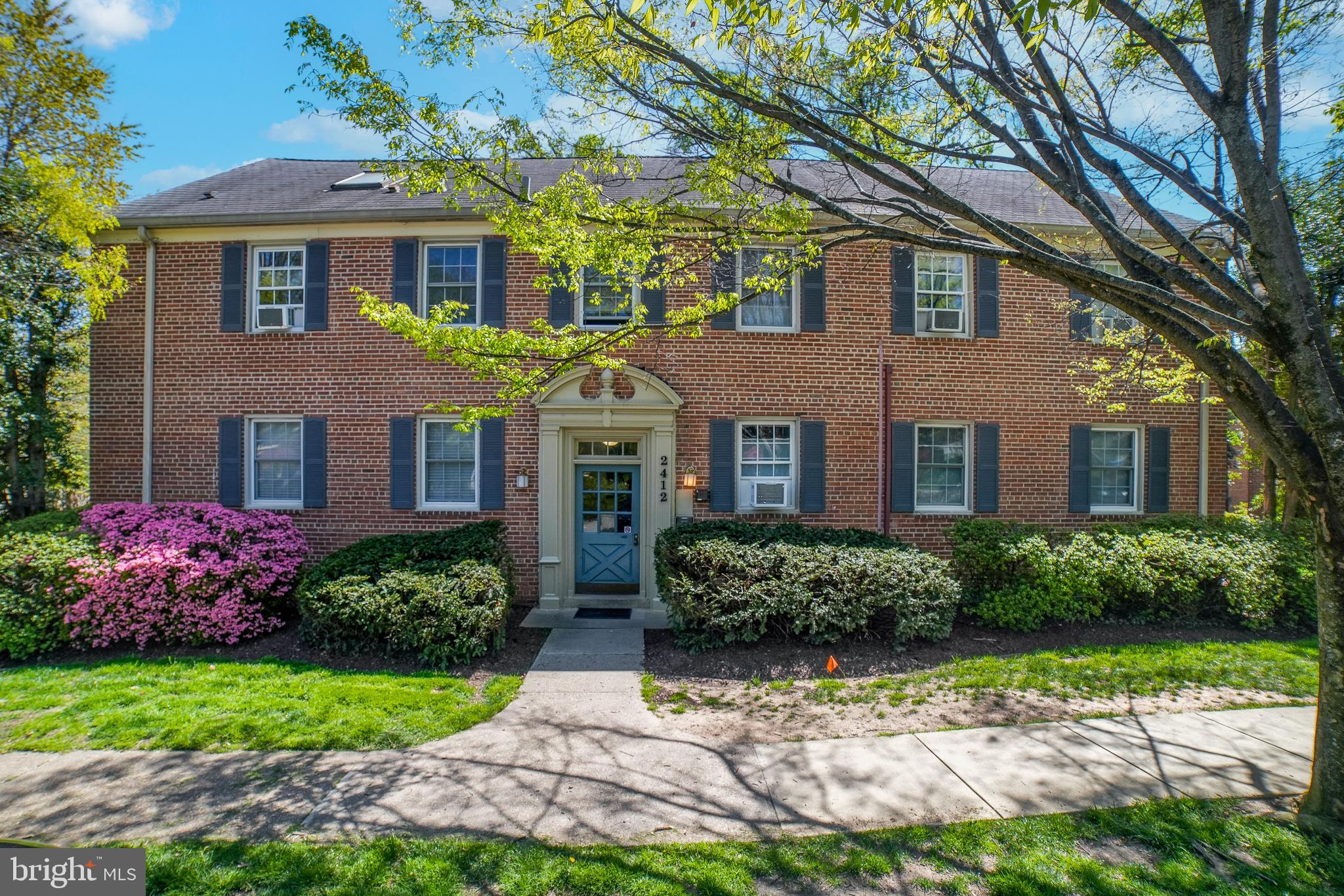 ROCK CREEK VILLAGE CONDOMINIUMS - Residential