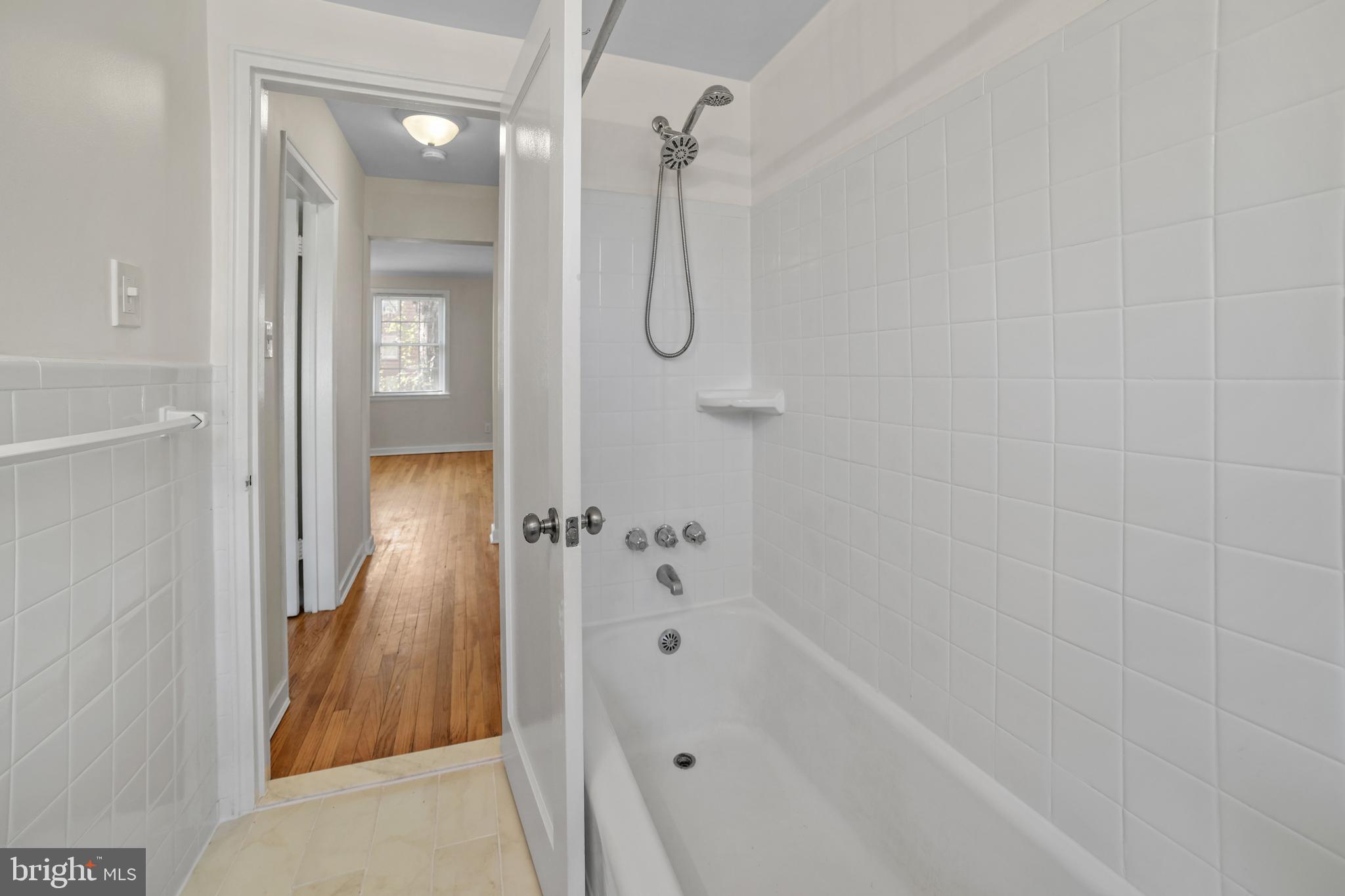 ROCK CREEK VILLAGE CONDOMINIUMS - Residential