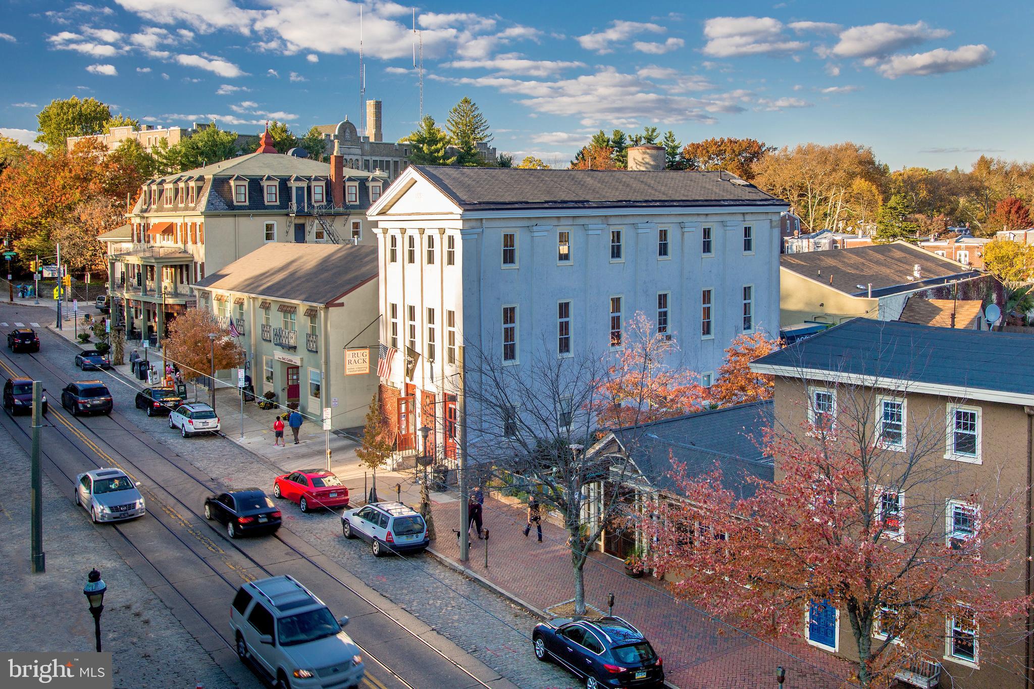 CHESTNUT HILL - Residential