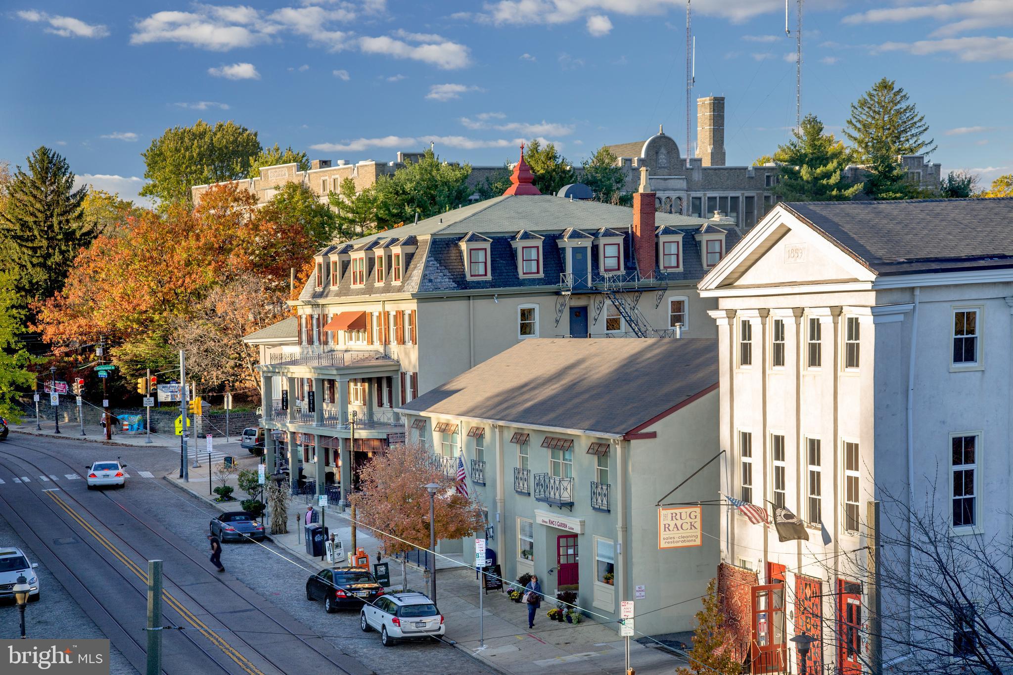 CHESTNUT HILL - Residential