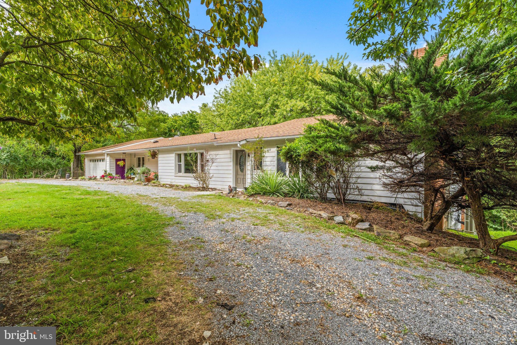 1108 HOFFMASTER ROAD